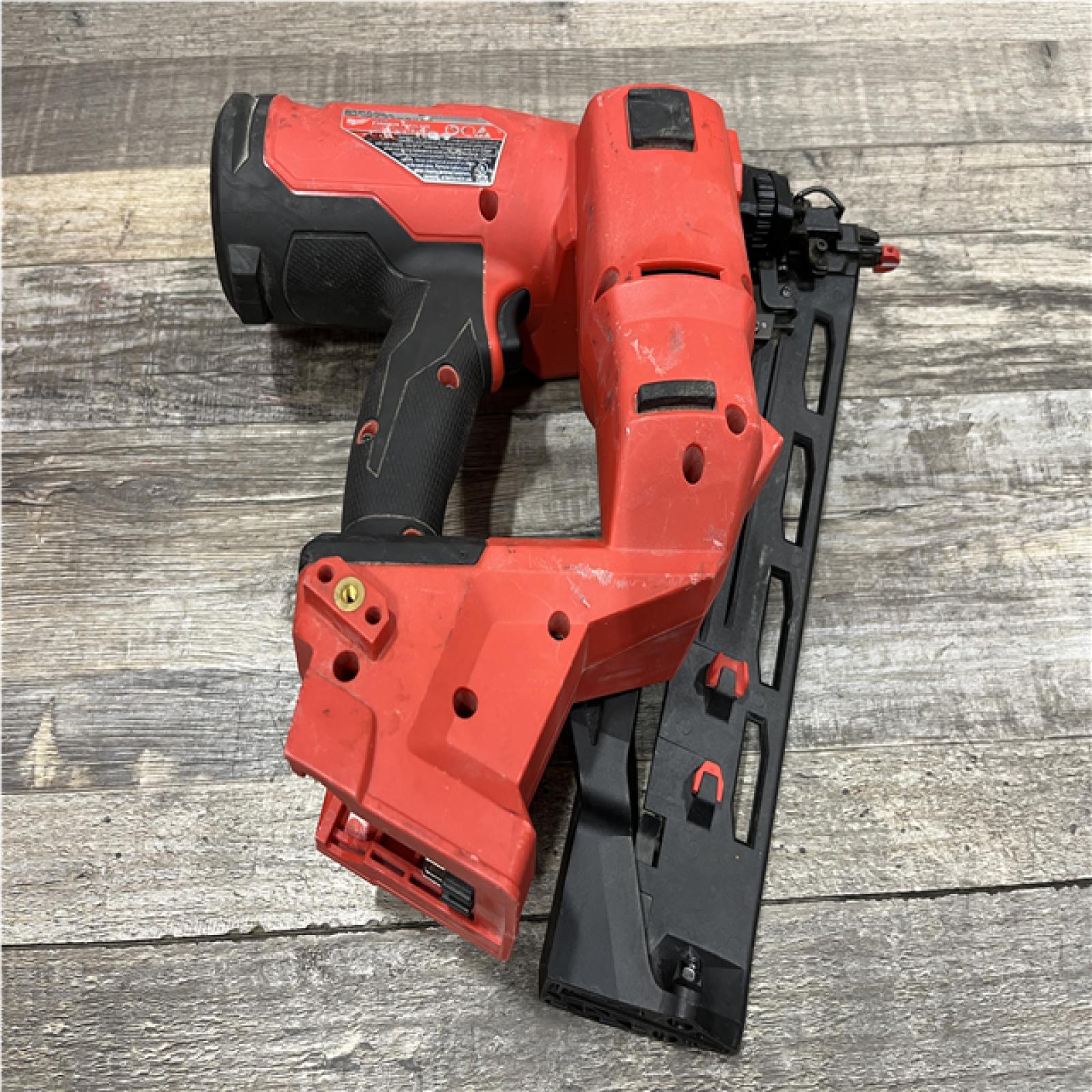 AS-IS Milwaukee FUEL 18-Volt Lithium-Ion Brushless Cordless Gen II 16-Gauge Angled Finish Nailer (Tool-Only)