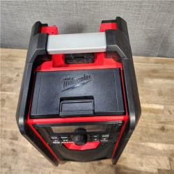 HOUSTON LOCATION - AS-IS M18 Lithium-Ion Cordless Jobsite Radio/Charger (TOOL ONLY)