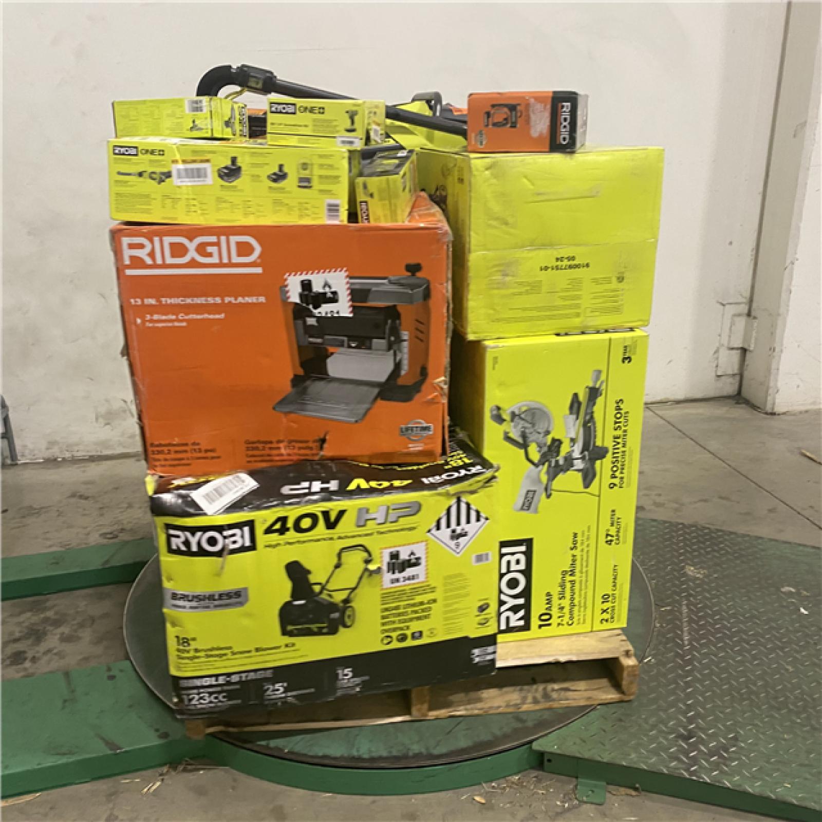 Dallas Location - As-Is Tool Pallet