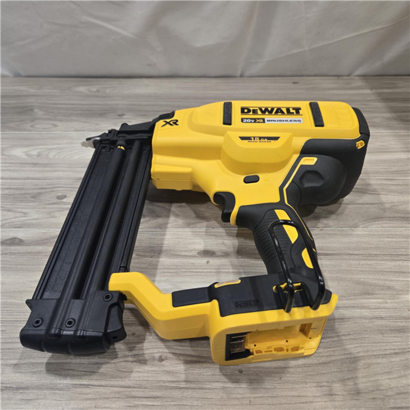 AS-IS DeWalt 20V MAX XR Cordless 18-Gauge Brad Nailer (Tool Only)
