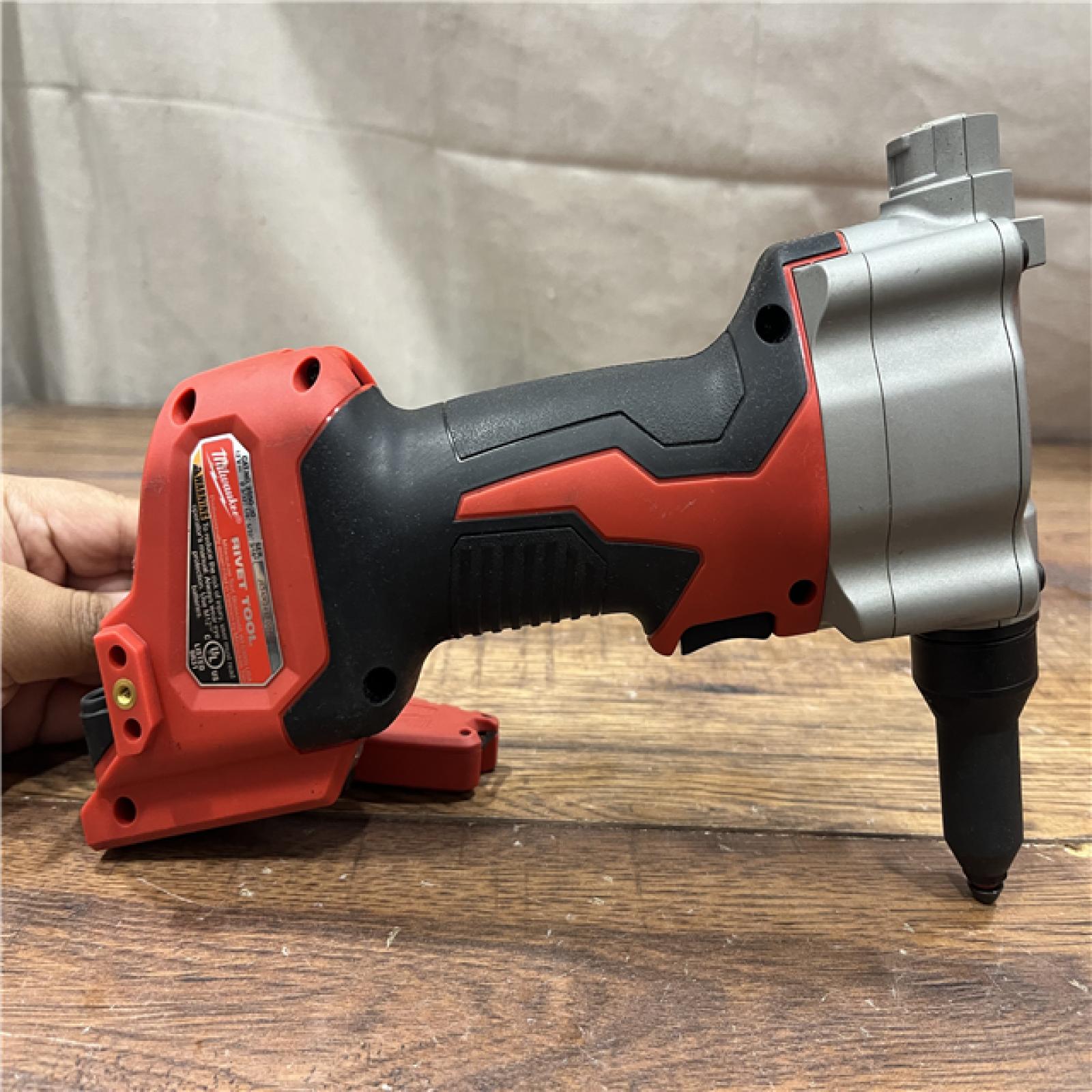 AS-IS MILWAUKEE M12 12-Volt Lithium-Ion Cordless Rivet Tool (Tool-Only)