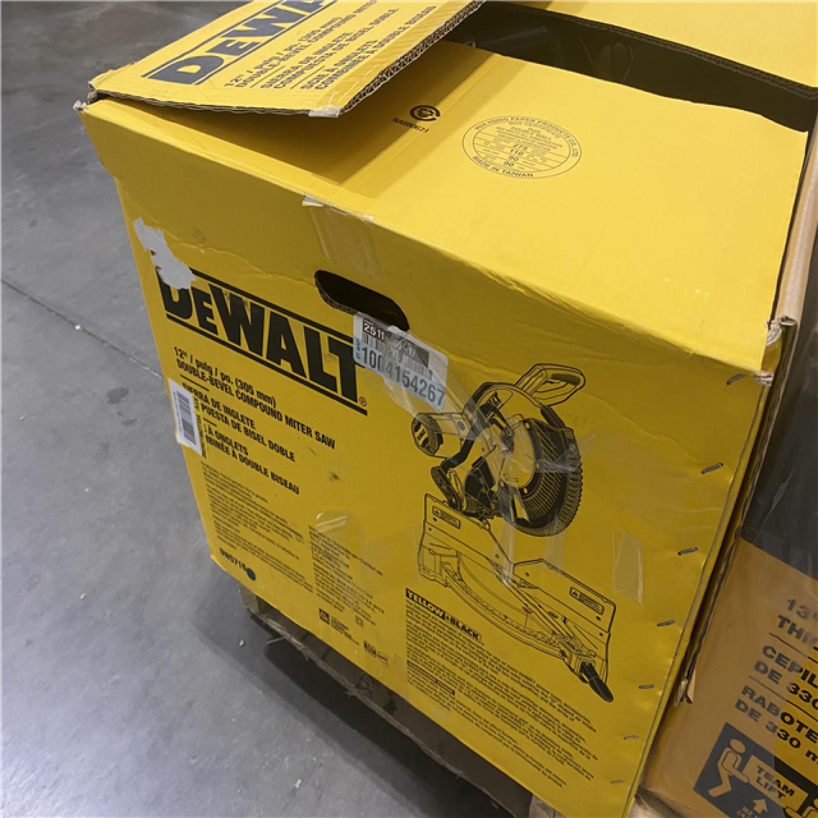 As-Is- DeWalt 15 Amp Corded 12 in. Compound Double Bevel Miter Saw