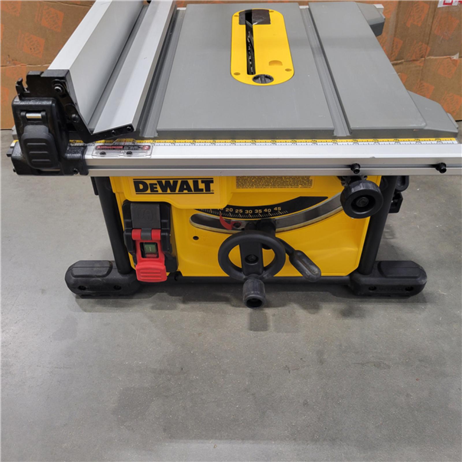 AS-IS DEWALT 15 Amp Corded 8-1/4 in. Compact Portable Jobsite Tablesaw (Stand Not Included)