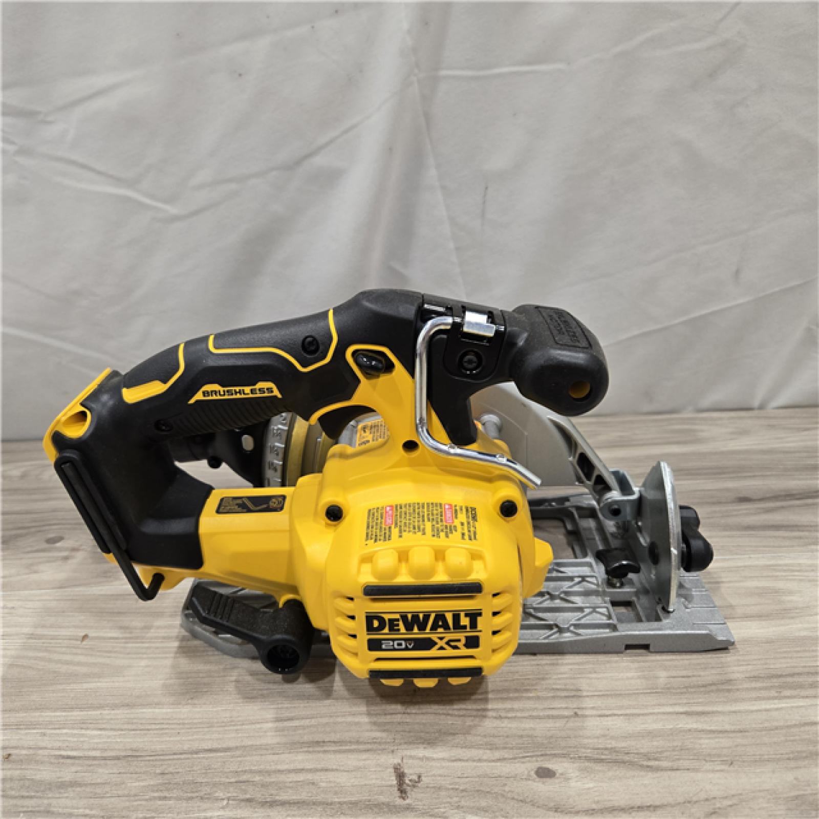 AS-IS DeWALT DCS565B 20V Max 6.5 Cordless Circular Saw (TOOL ONLY)