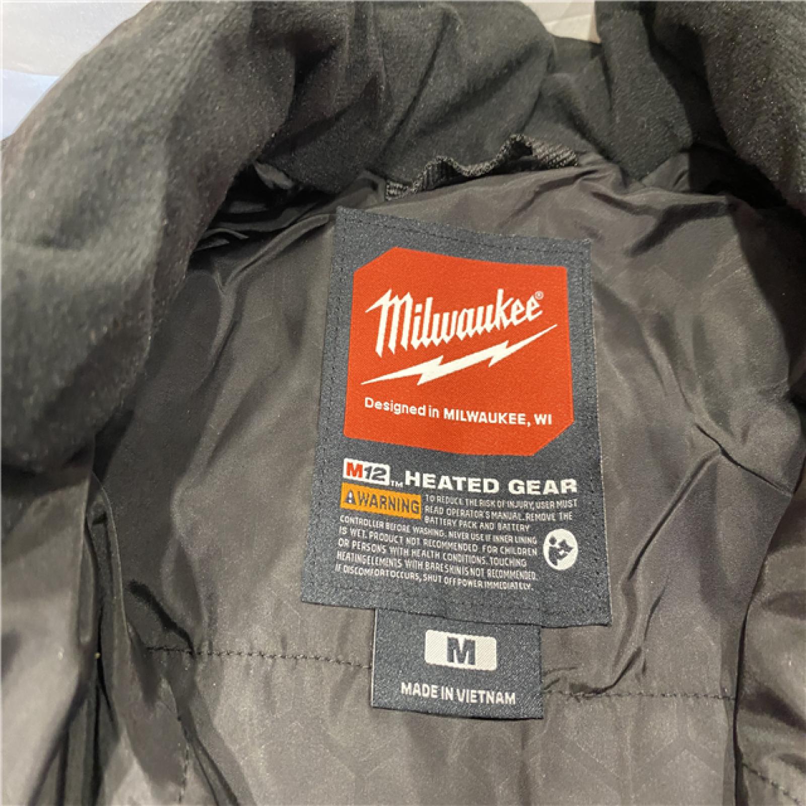 AS-IS Milwaukee Women's Medium 12-Volt Lithium-Ion Cordless Axis Black Heated Vest Kit