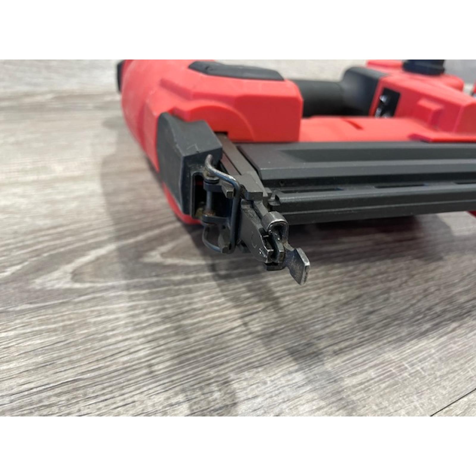 AS-IS Milwaukee FUEL 18-Volt Lithium-Ion Brushless Cordless Gen II 18-Gauge Brad Nailer (Tool-Only)