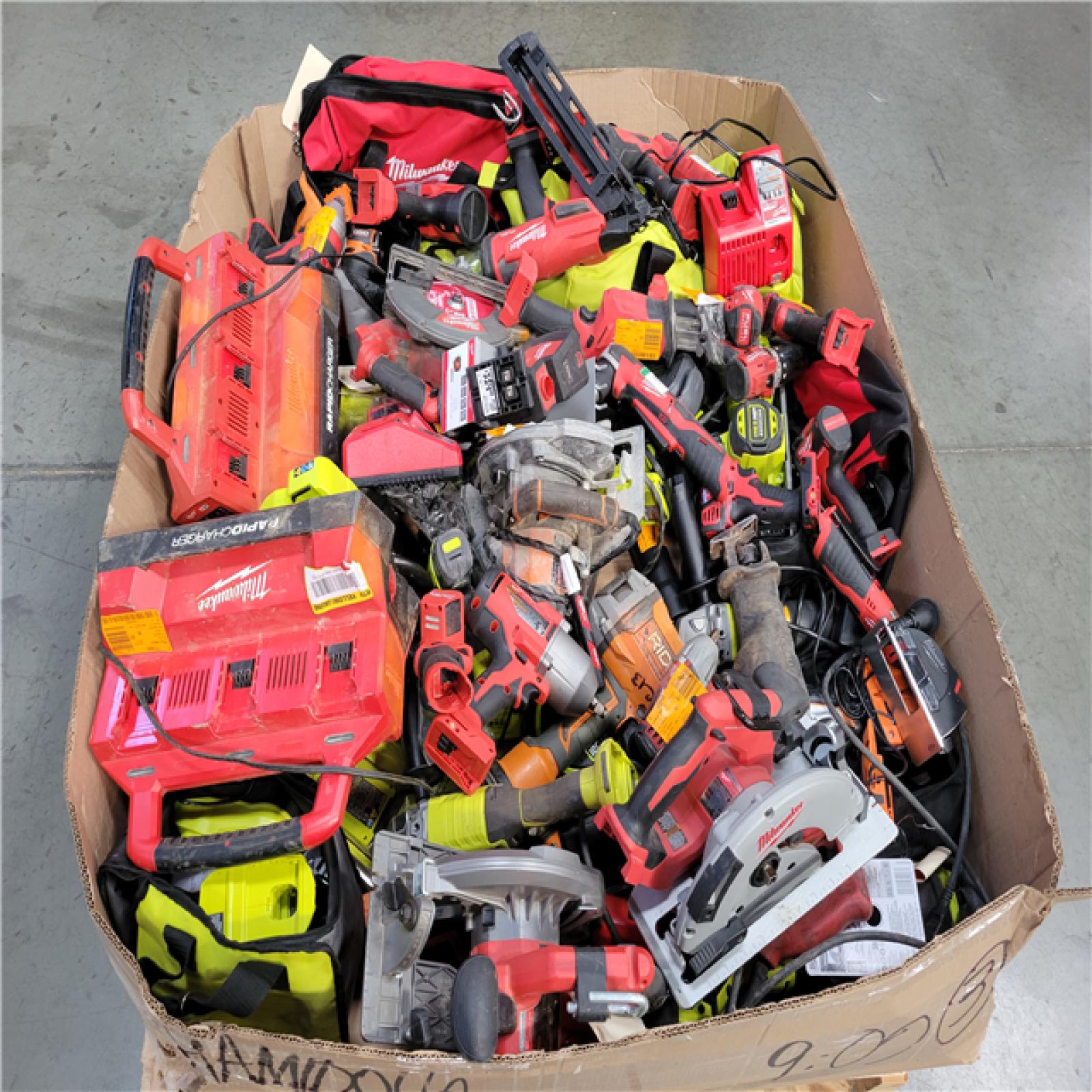 CALIFORNIA AS-IS TOOL PALLET