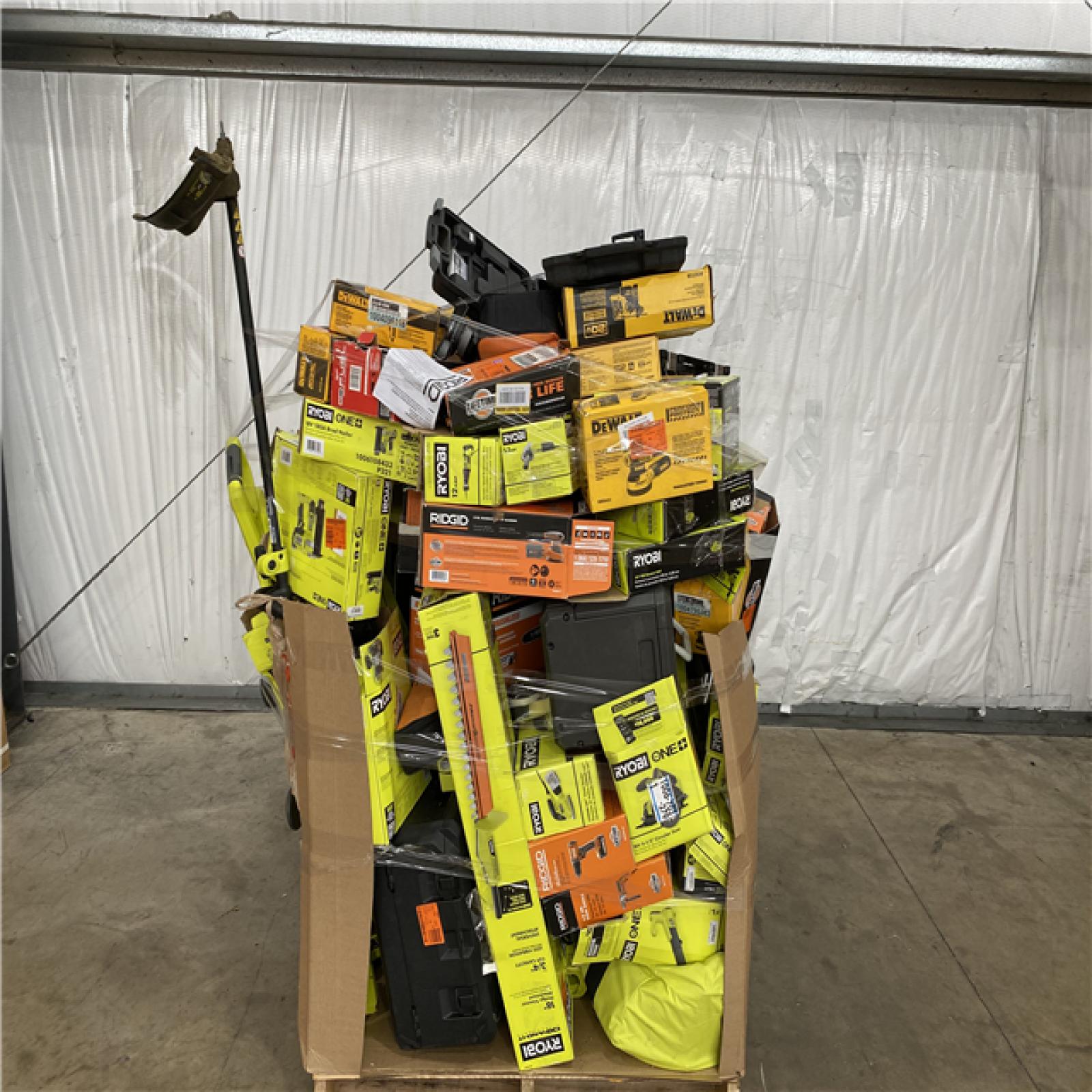 Houston Location AS IS - Tool Pallet