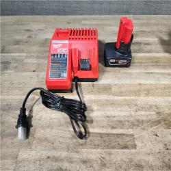 HOUSTON LOCATION - AS-IS Milwaukee Green 125 Ft. Cross Line and Plumb Points Laser Level Kit