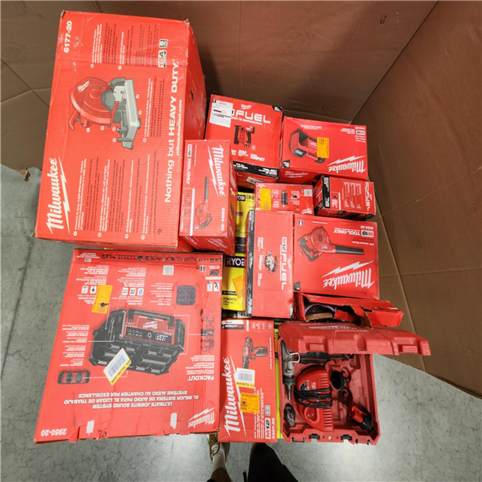 CALIFORNIA AS-IS TOOL PALLET