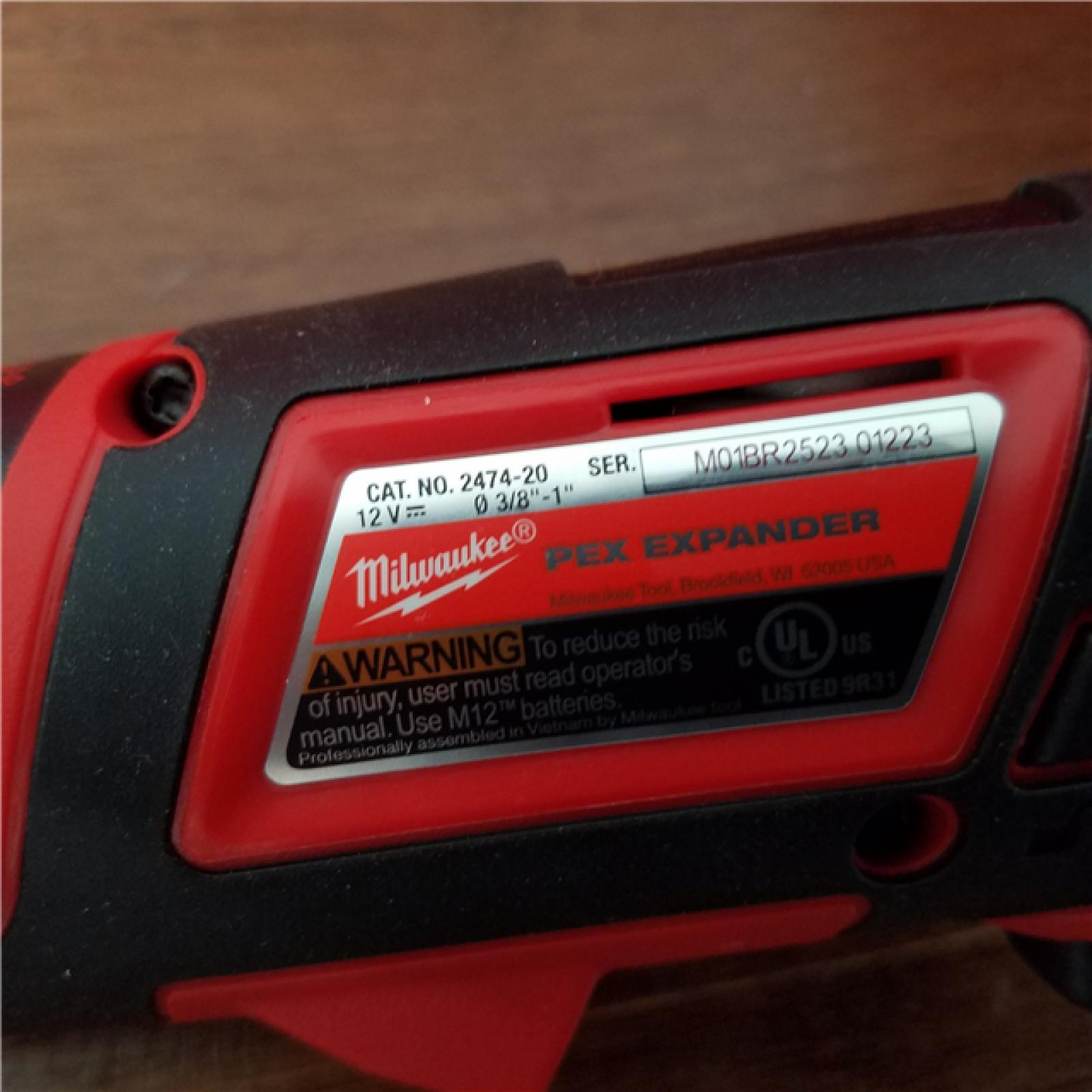 California AS-IS Milaukee M12 Pex Expander Kit  Includes (2) Batteries  Charger & Hard Case