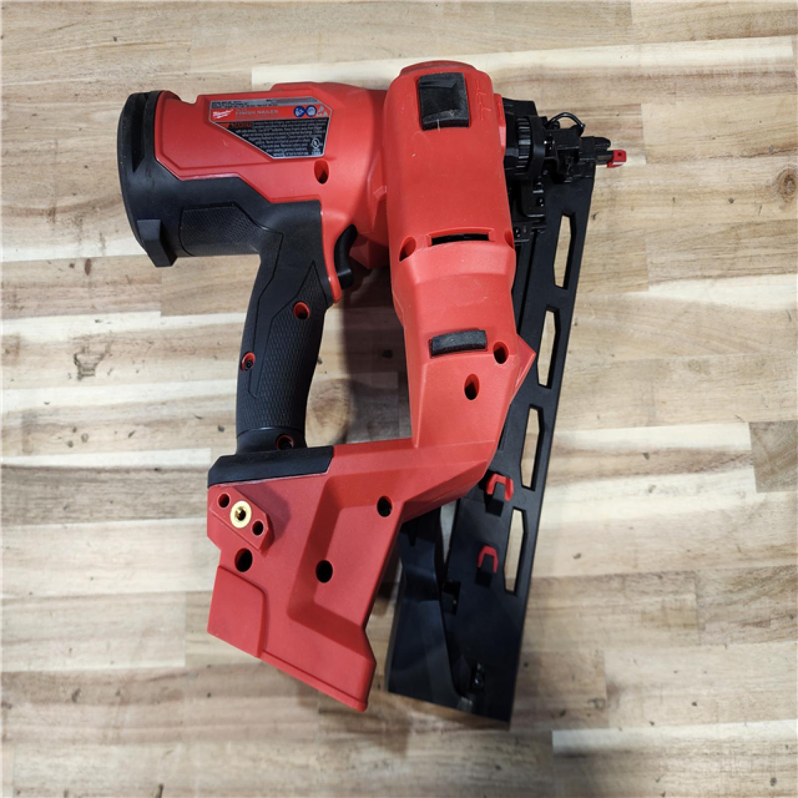 HOUSTON LOCATION - AS-IS Milwaukee  FUEL 18-Volt Lithium-Ion Brushless Cordless Gen II 16-Gauge Angled Finish Nailer (Tool-Only)