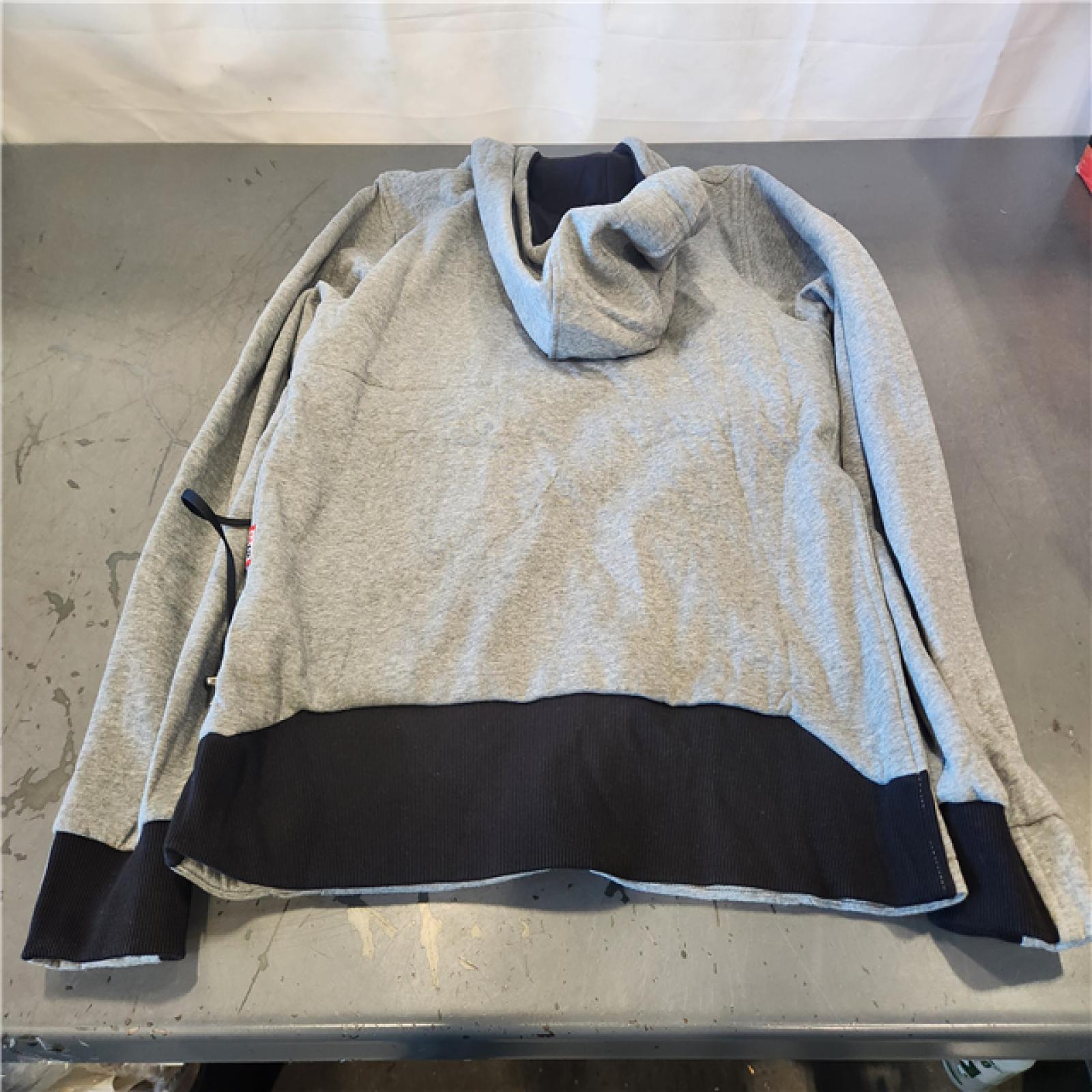 AS-IS- Women's Medium M12 12-Volt Lithium-Ion Cordless Gray Heated Jacket Hoodie Kit