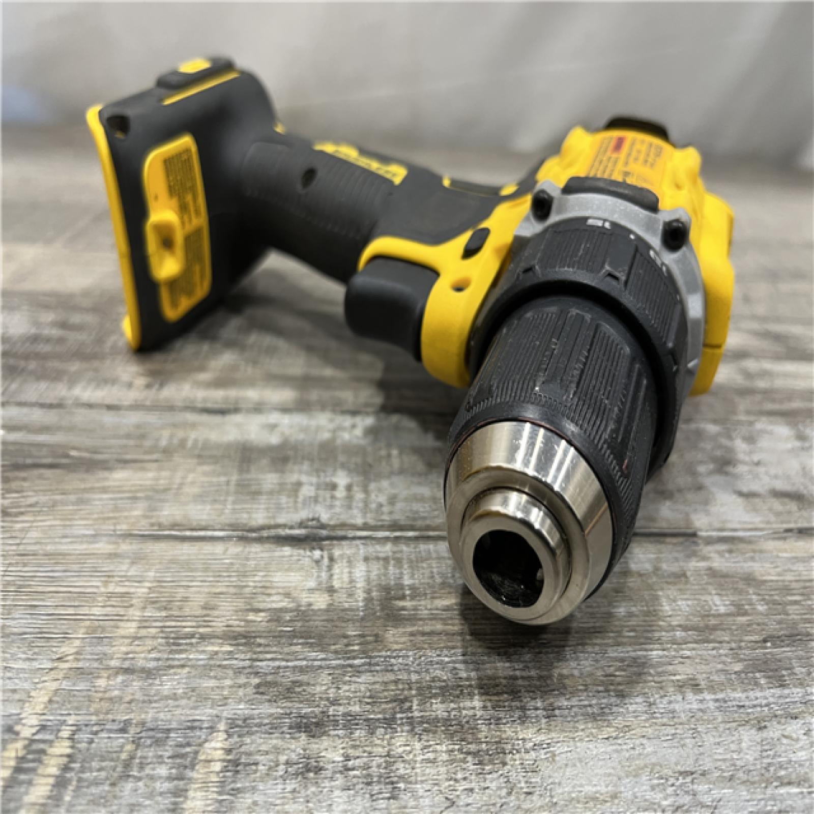 AS-IS DEWALT Atomic 20V Lithium-Ion Cordless Compact 1/2 in. Drill/Driver Kit