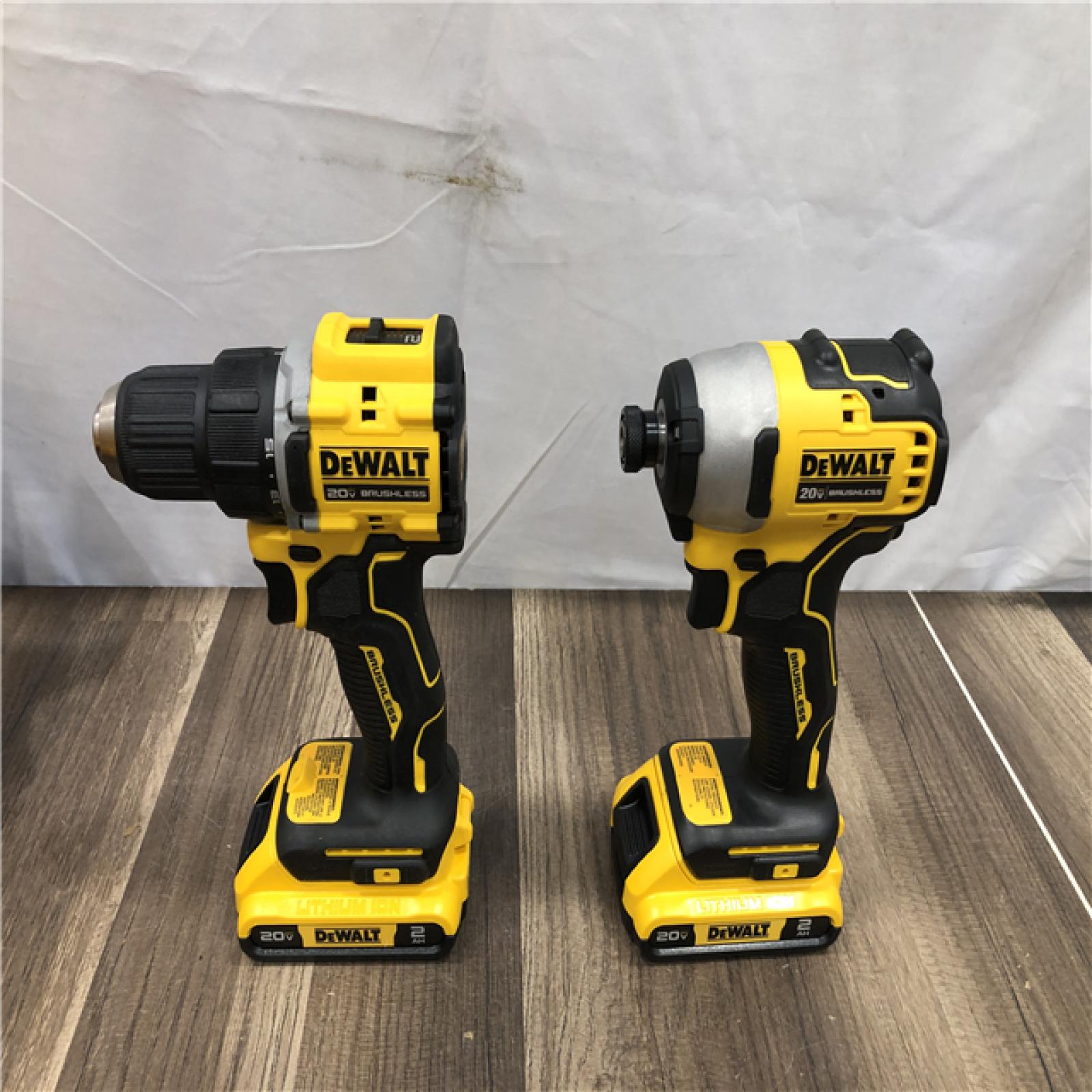 AS-IS DEWALT ATOMIC 20-Volt MAX Lithium-Ion Cordless Combo Kit