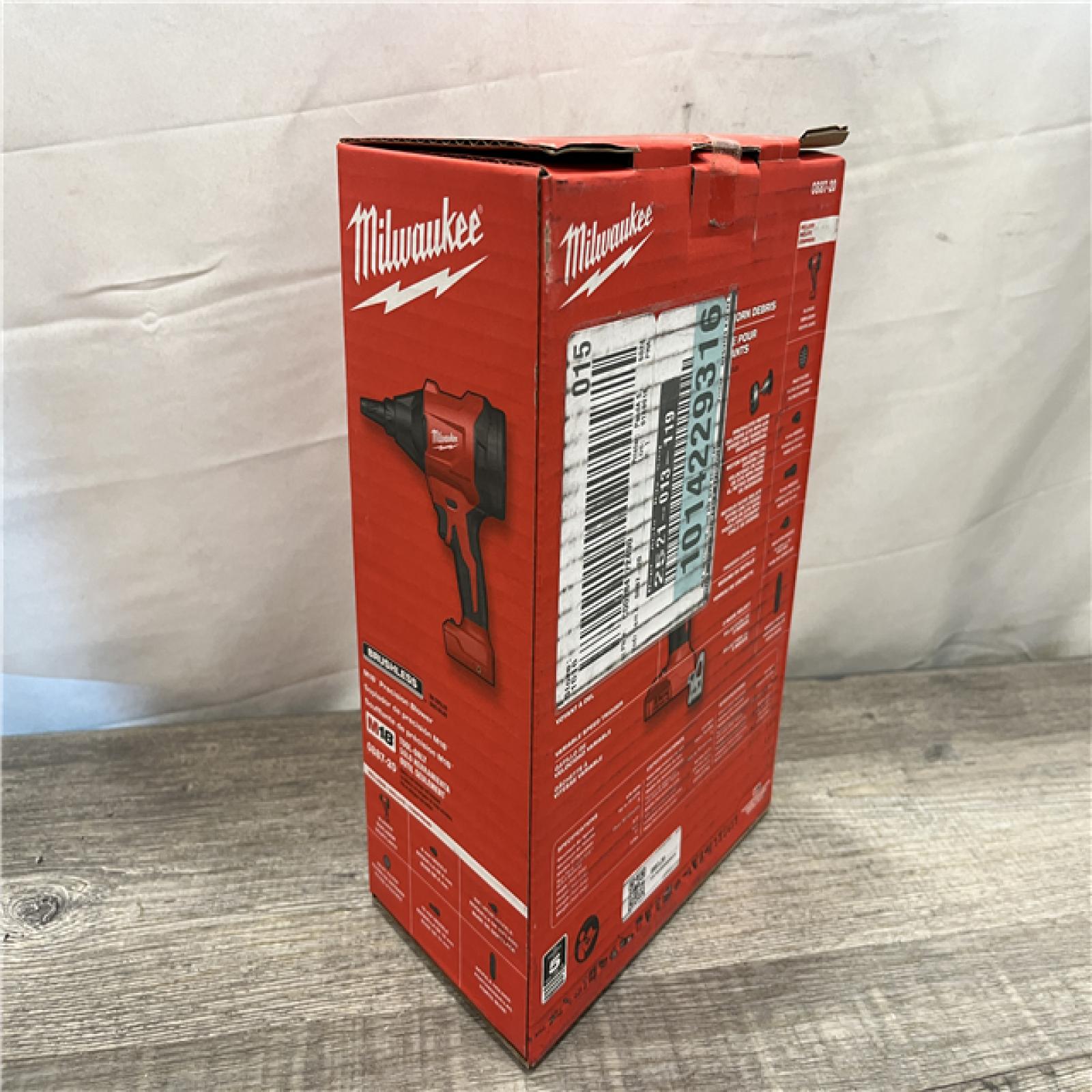 NEW - Milwaukee 18V Lithium-Ion 570 MPH Brushless Cordless Precision Blower (Tool-Only)