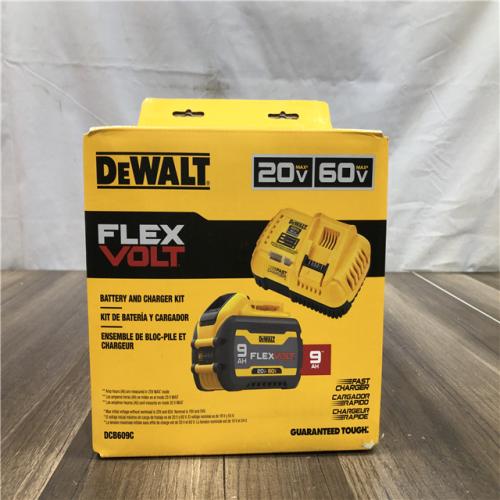 NEW- DEWALT 20V/60V MAX FLEXVOLT Lithium-Ion 9.0Ah Battery and Charger Starter Kit