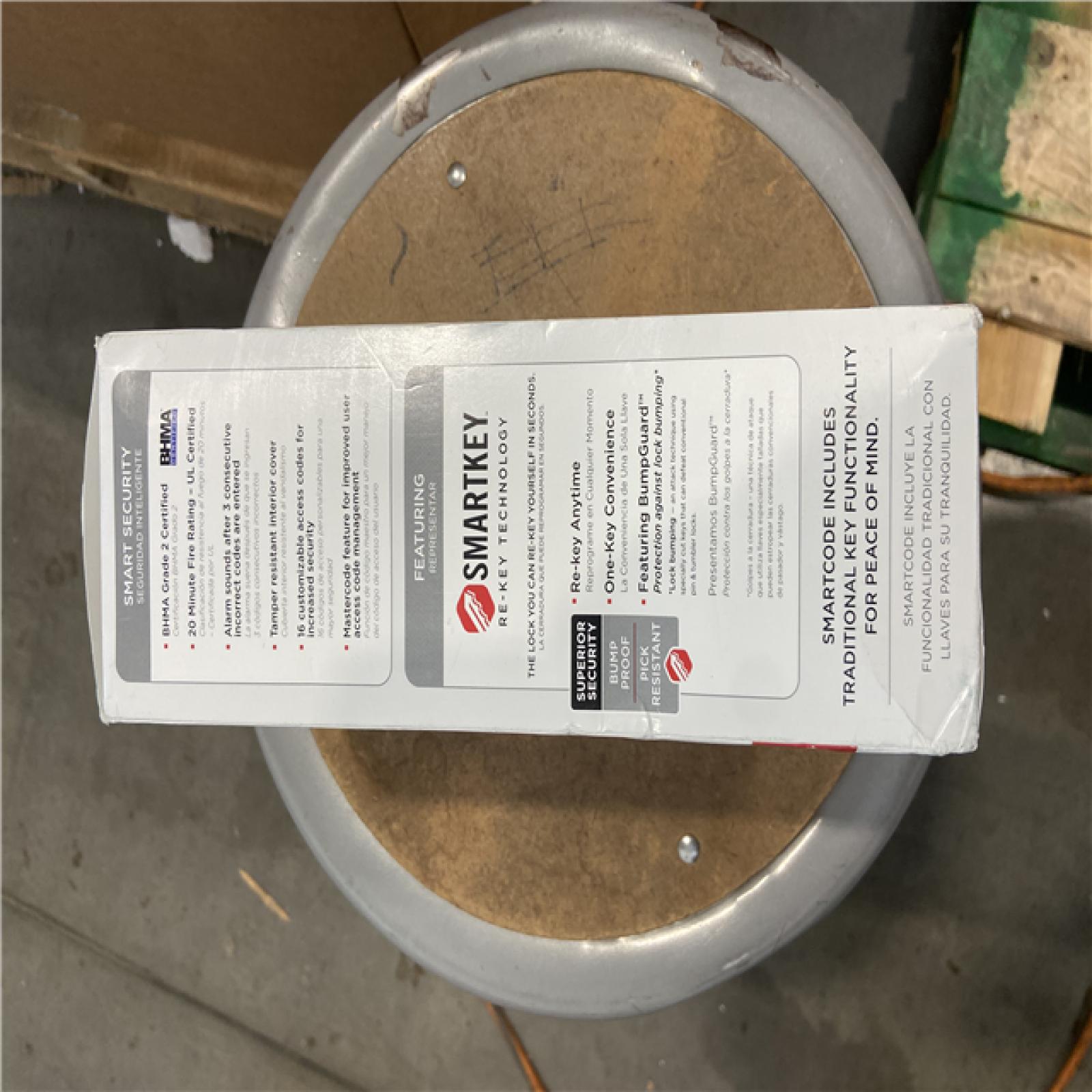 NEW! - Kwikset 99130-003 SmartCode 913 Non-Connected Keyless Entry Electronic Keypad Deadbolt Door Lock Featuring SmartKey Security