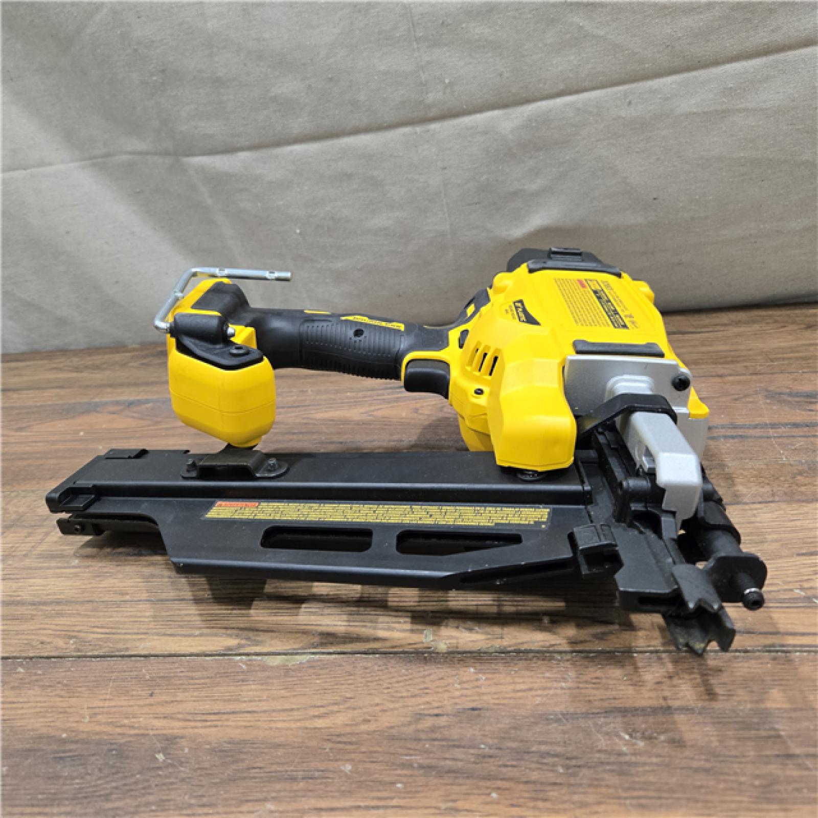 AS-IS DEWALT 20-Volt 21° Cordless Framing Nailer (Tool-Only)