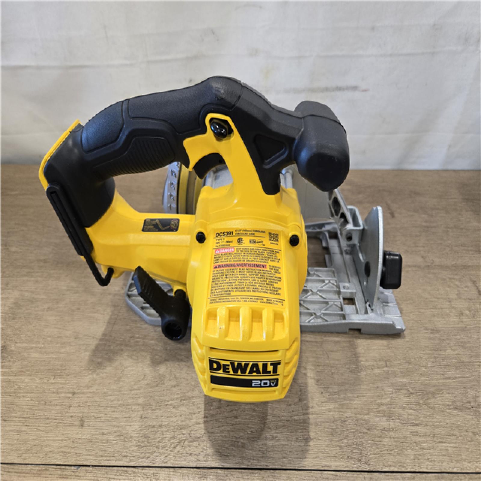 AS-IS DeWalt 20V MAX Cordless Circular Saw Kit