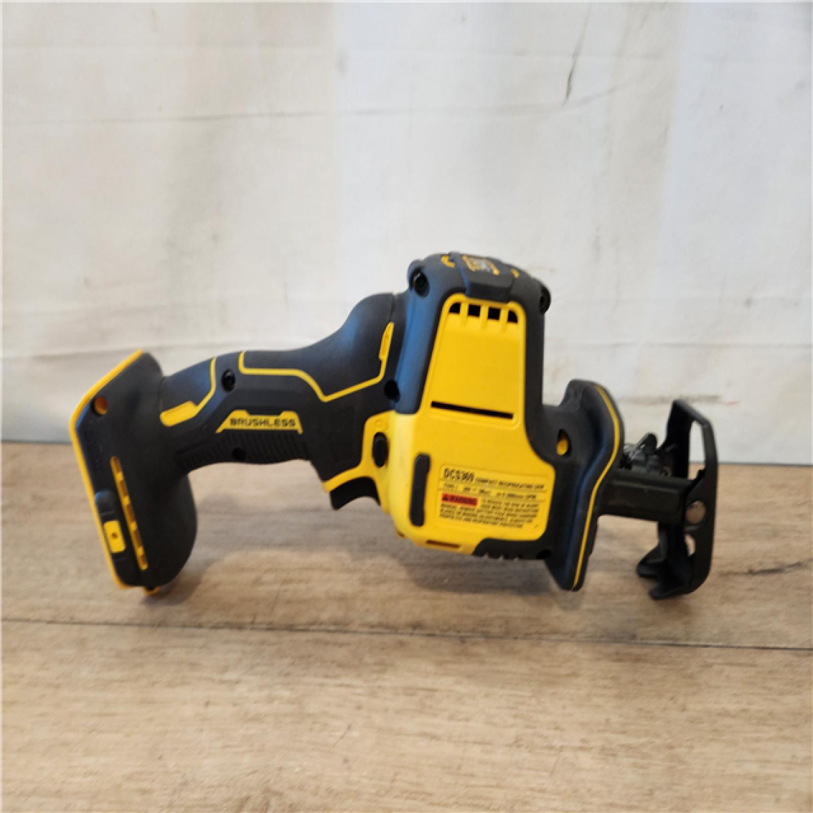 AS-IS- DEWALT ATOMIC 20V MAX Cordless Brushless Compact Reciprocating Saw (Tool Only)