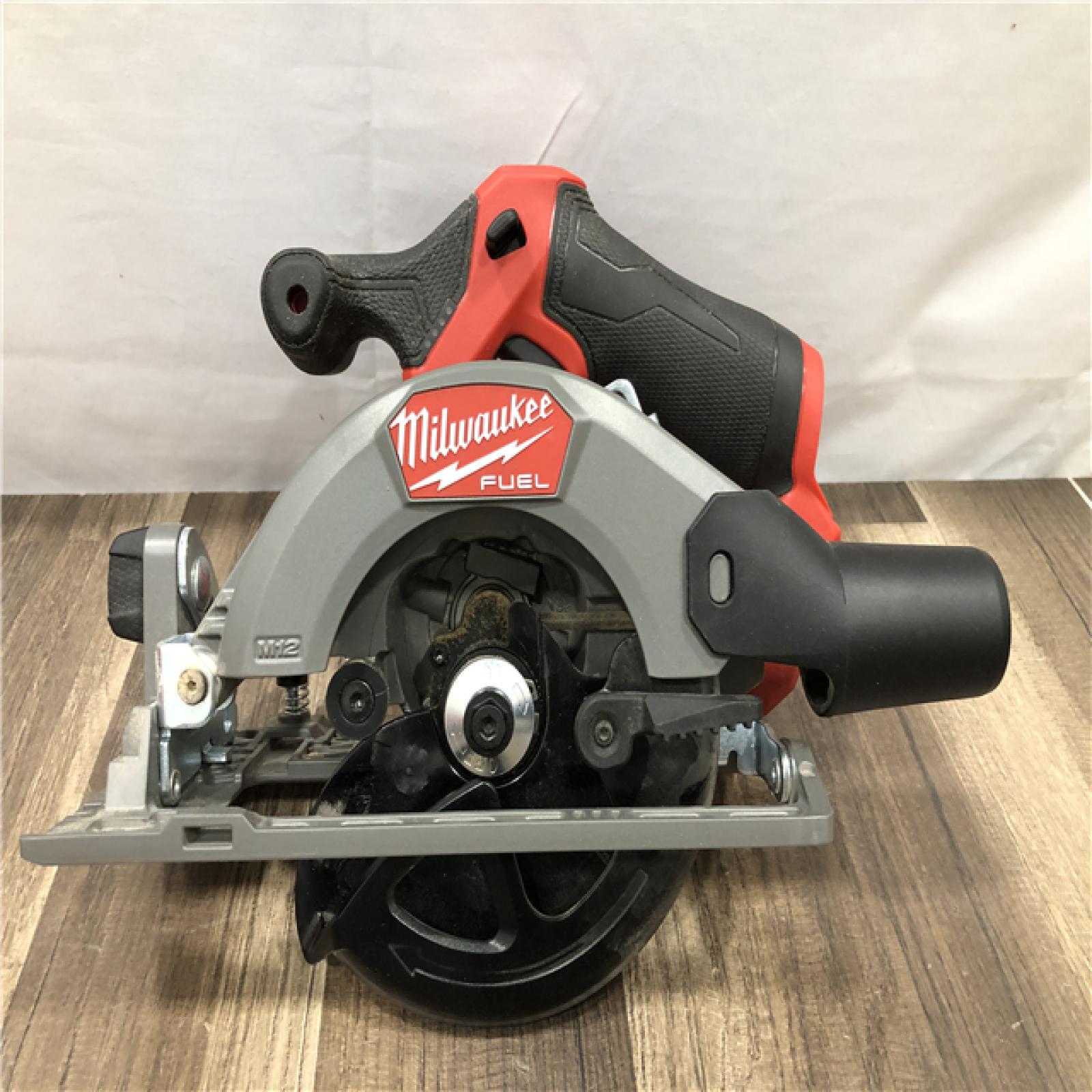 AS-IS Milwaukee FUEL 12V Lithium-Ion Brushless 5-3/8 in. Cordless Circular Saw (Tool-Only)