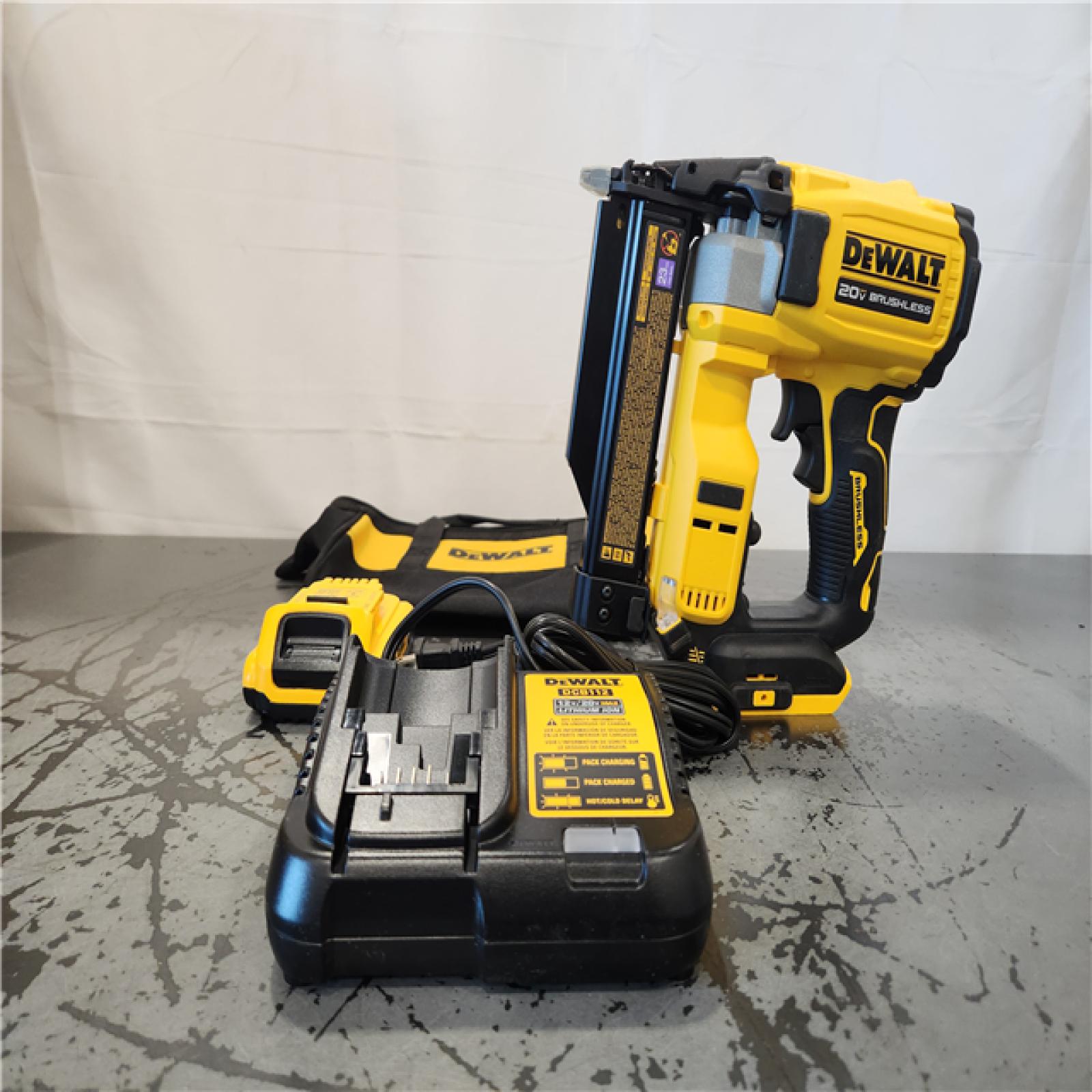 AS-IS- DEWALT ATOMIC 20V MAX Lithium Ion Cordless 23 Gauge Pin Nailer Kit