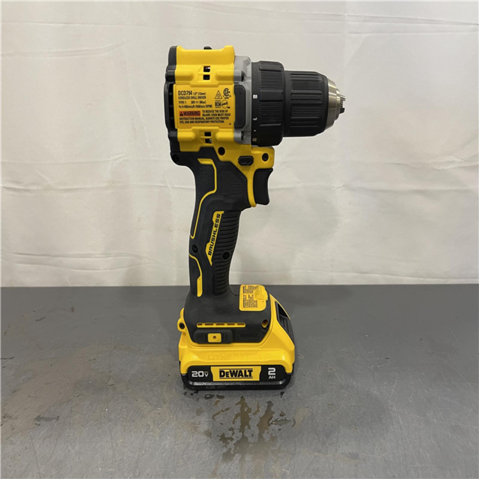 AS-IS - DEWALT ATOMIC 20-Volt Lithium-Ion Cordless Compact 1/2 in. Drill/Driver Kit