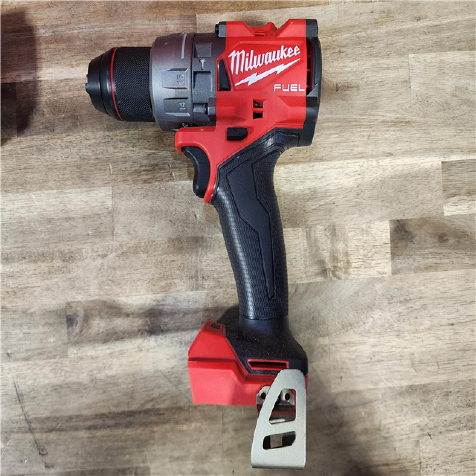 HOUSTON LOCATION - AS-IS Milwaukee 2904-22 Hammer Drill Driver Kit with Batteries  Charger & Tool Case  Red