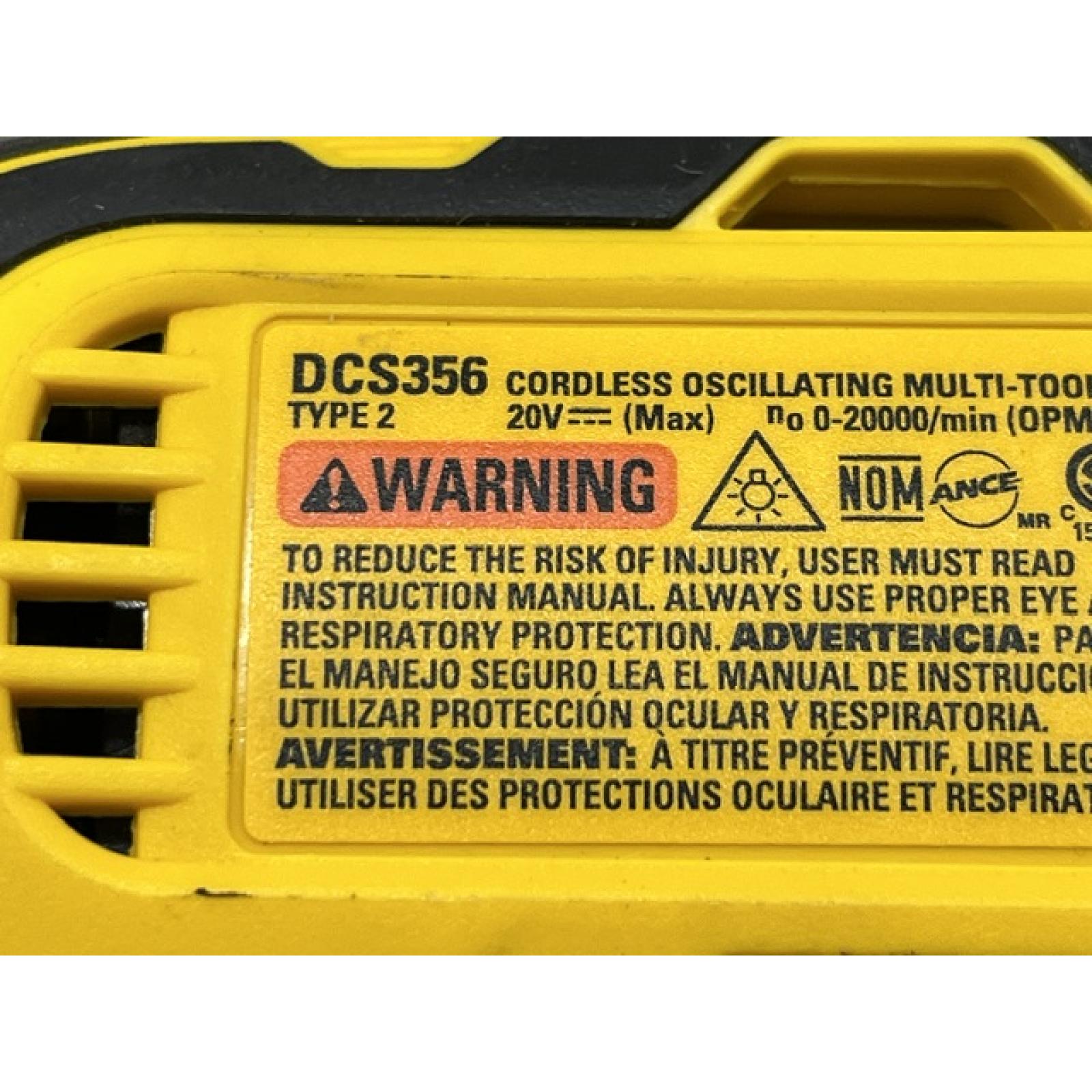 AS-IS DEWALT 20V MAX XR Cordless Brushless 3-Speed Oscillating Multi Tool Kit