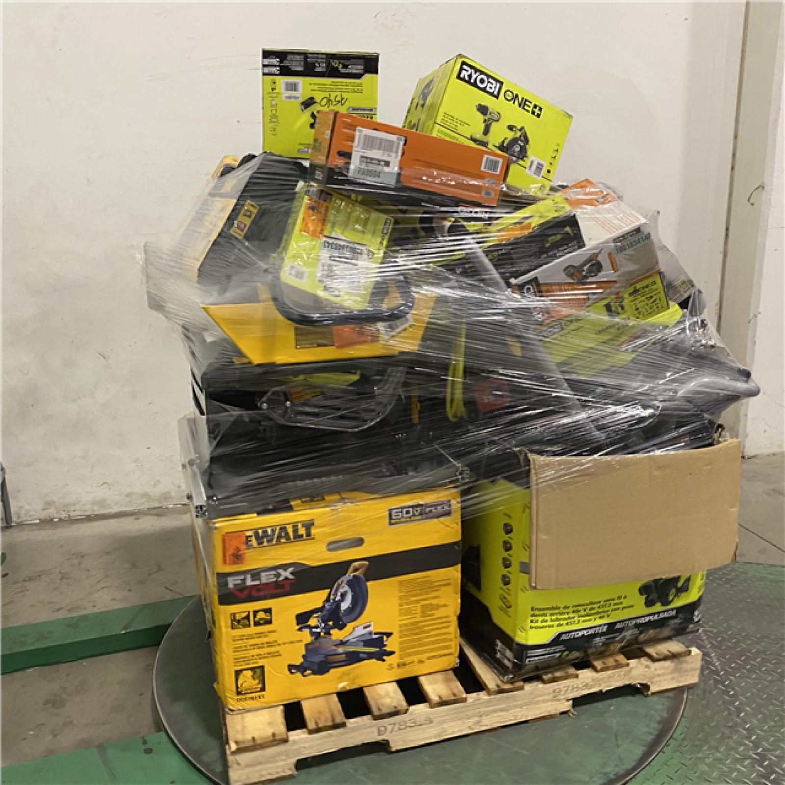 Dallas Location - As-Is Tool Pallet