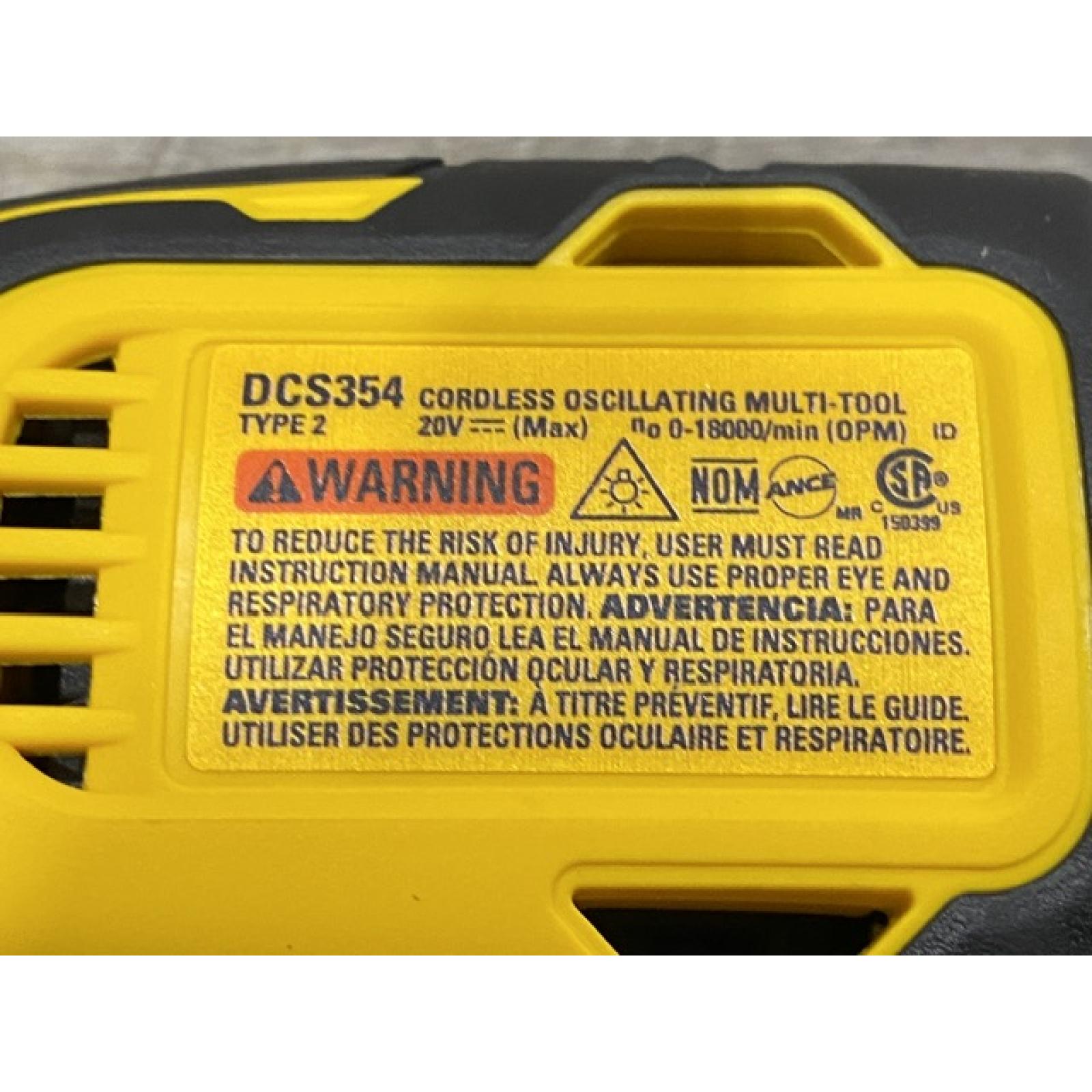 AS-IS DEWALT ATOMIC 20V MAX Cordless Brushless Oscillating Multi Tool Kit