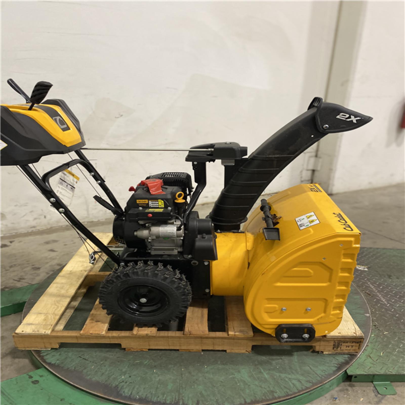 Dallas Location - As-Is Cub Cadet 2 in. x 24 in. 208 cc Snow Blower