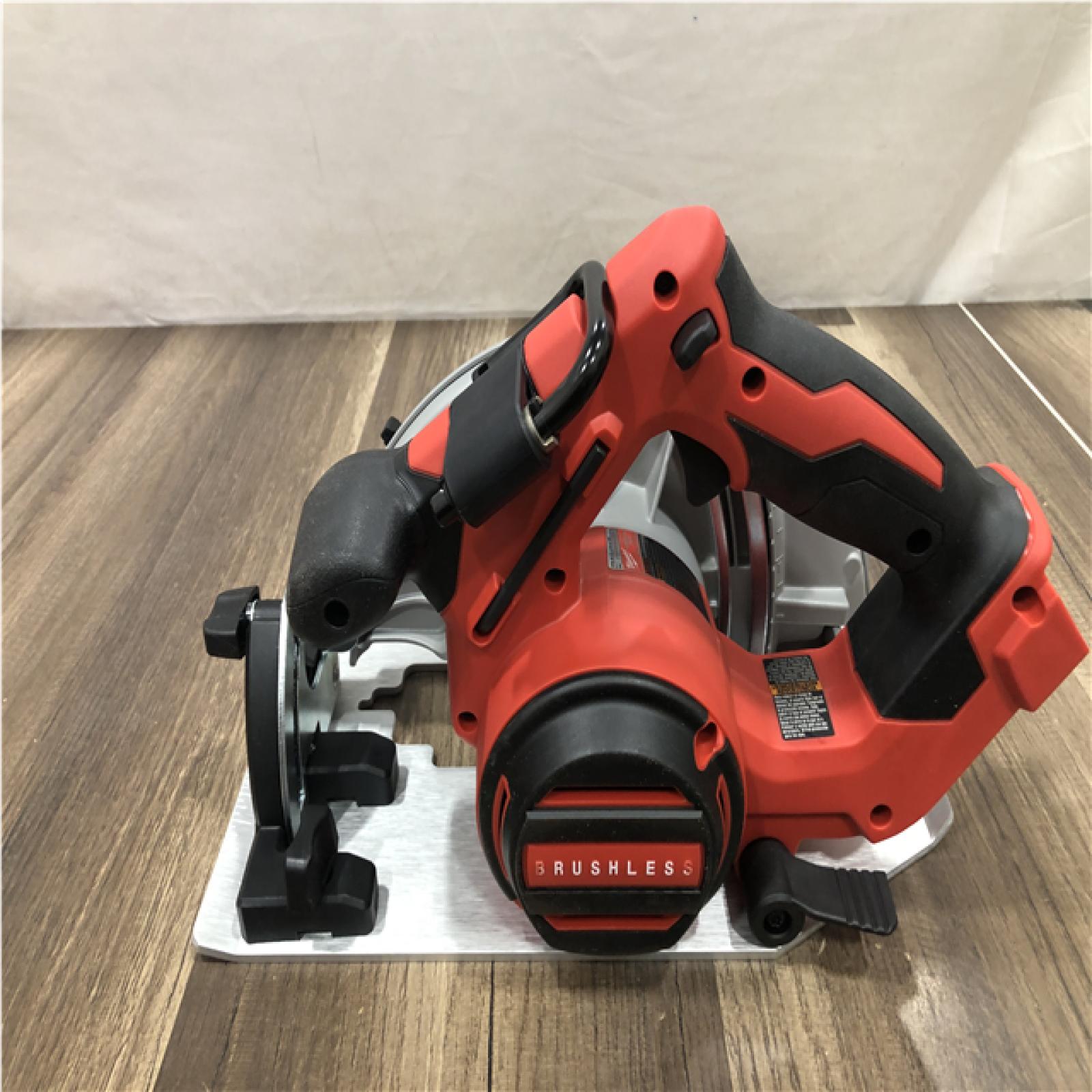 AS-IS Milwaukee 18V Lithium-Ion Brushless Cordless 7-1/4 in. Circular Saw (Tool-Only)