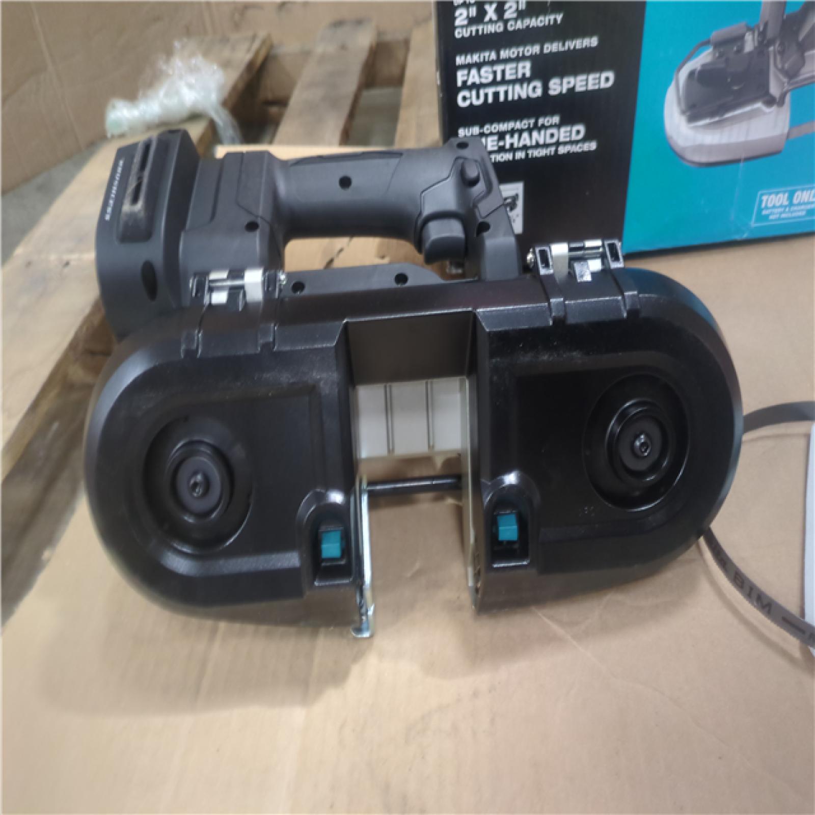 CALIFORNIA AS-IS MAKITA 18V SUB-COMPACT BRUSHLESS BAND SAW