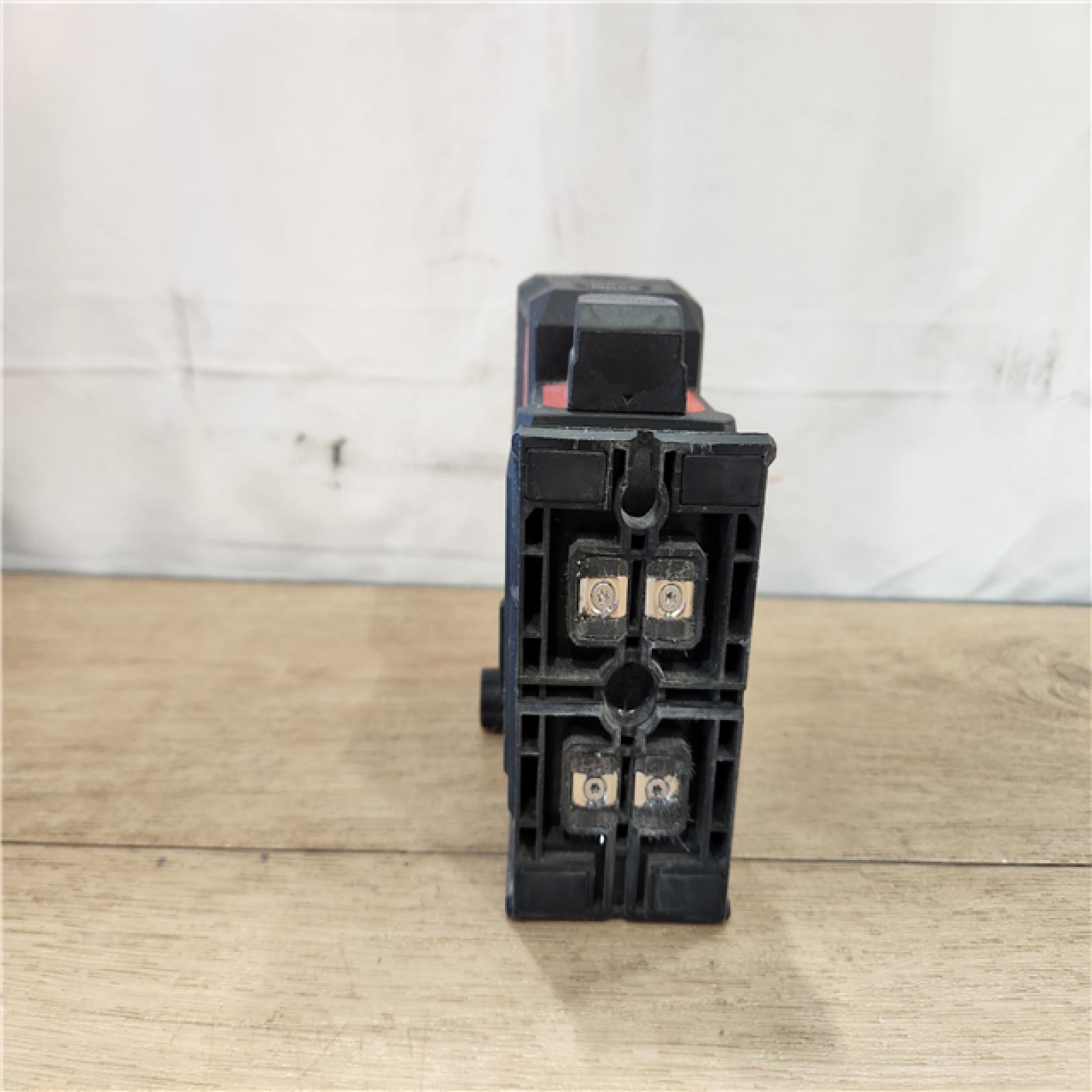 AS-IS- Milwaukee Green 100 ft. Cross Line and Plumb Points Rechargeable Laser Level Kit