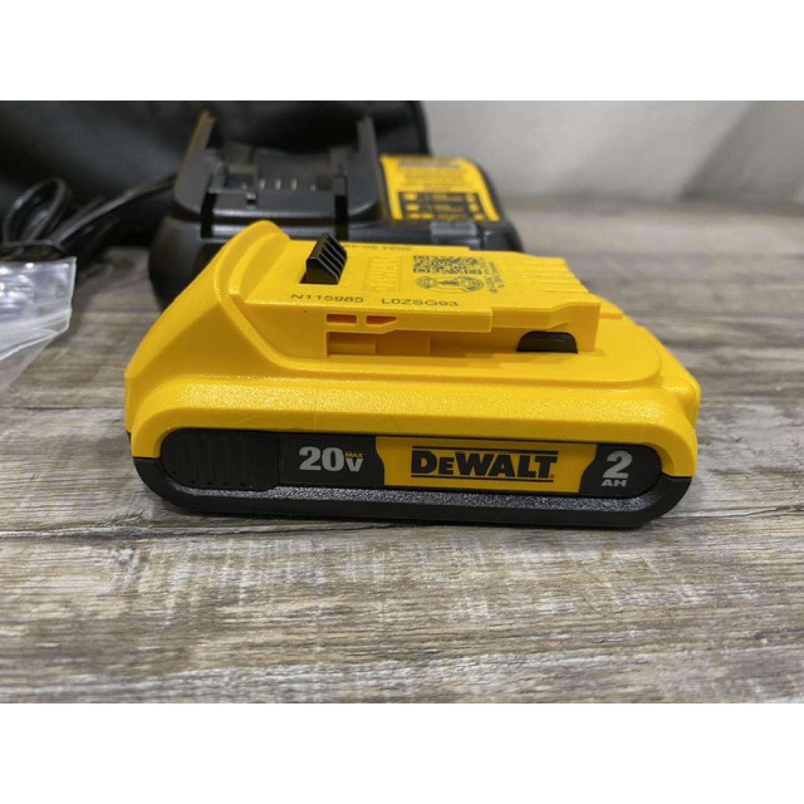 AS-IS DEWALT Atomic 20V Max Lithium-Ion Brushless Cordless Compact 1/4 in. Impact Driver Kit