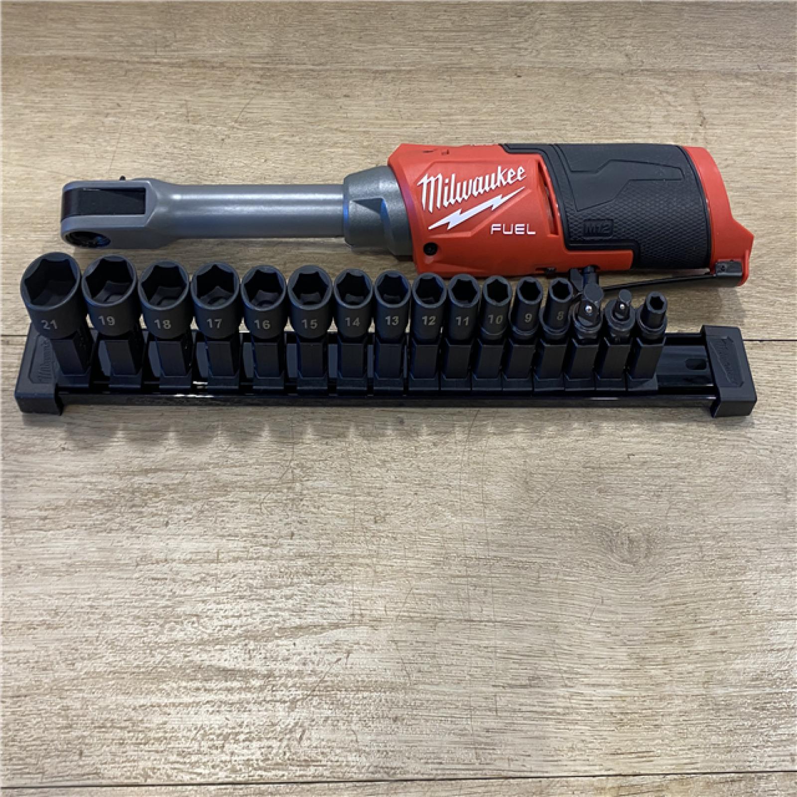 AS-IS Milwaukee FUEL INSIDER 12V Lithium-Ion Brushless Cordless 1/4 in. - 3/8 in. Extended Reach Box Ratchet (Tool-Only)