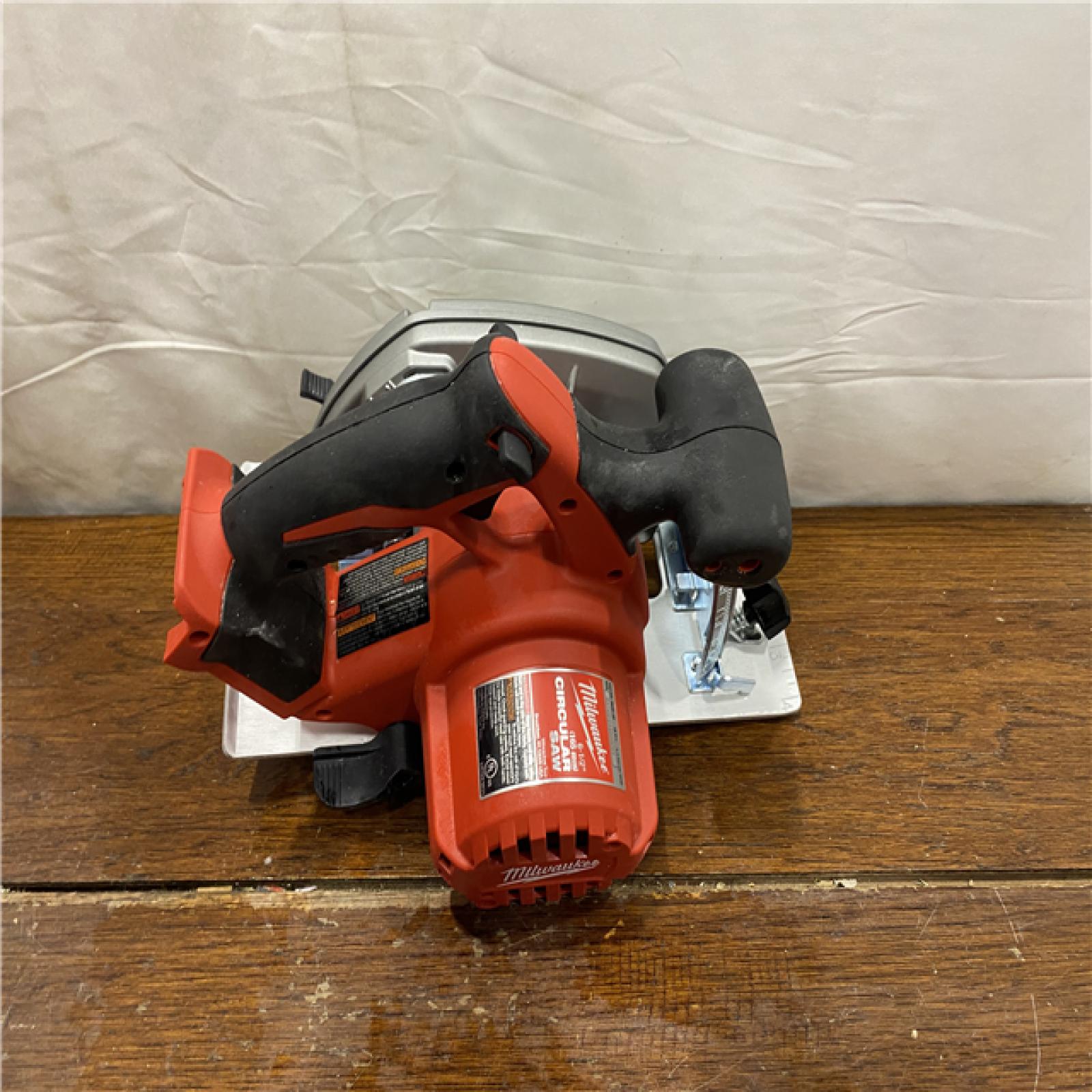 AS-IS Milwaukee 2630-20 M18 Cordless 6-1/2 Circular Saw Bare Tool Only - All