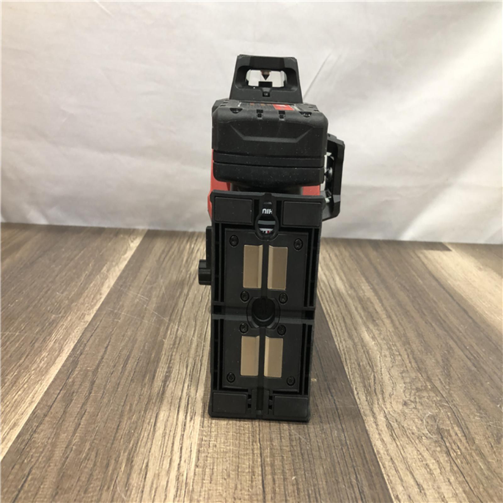 AS-IS Milwaukee 12-Volt Lithium-Ion Cordless Green 250 ft. 3-Plane Laser Level Kit