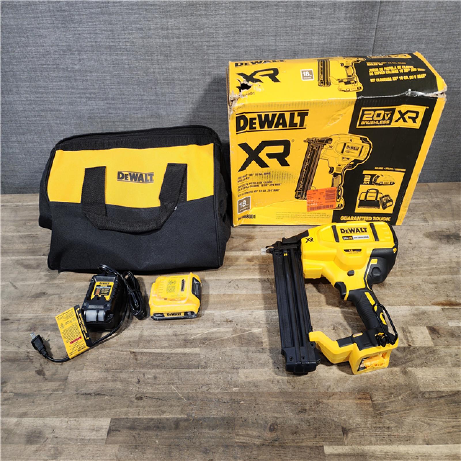 HOUSTON LOCATION - AS-IS DEWALT 20V MAX XR 18 Gauge Brad Nailer Kit