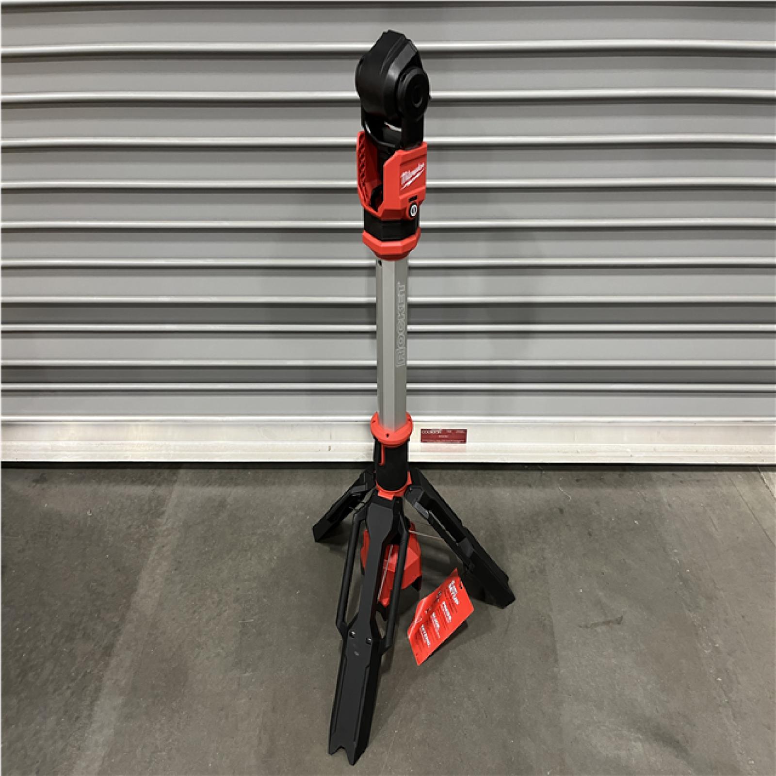 AS-IS Milwaukee 12-Volt Lithium-Ion Cordless 1400 Lumen ROCKET LED Stand Work Light (Tool-Only)