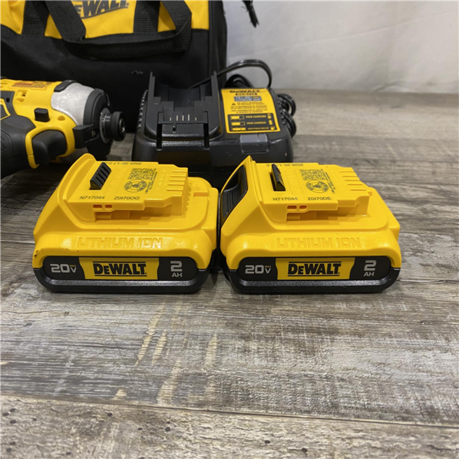 AS-IS DEWALT ATOMIC 20-Volt MAX Lithium-Ion Cordless Combo Kit