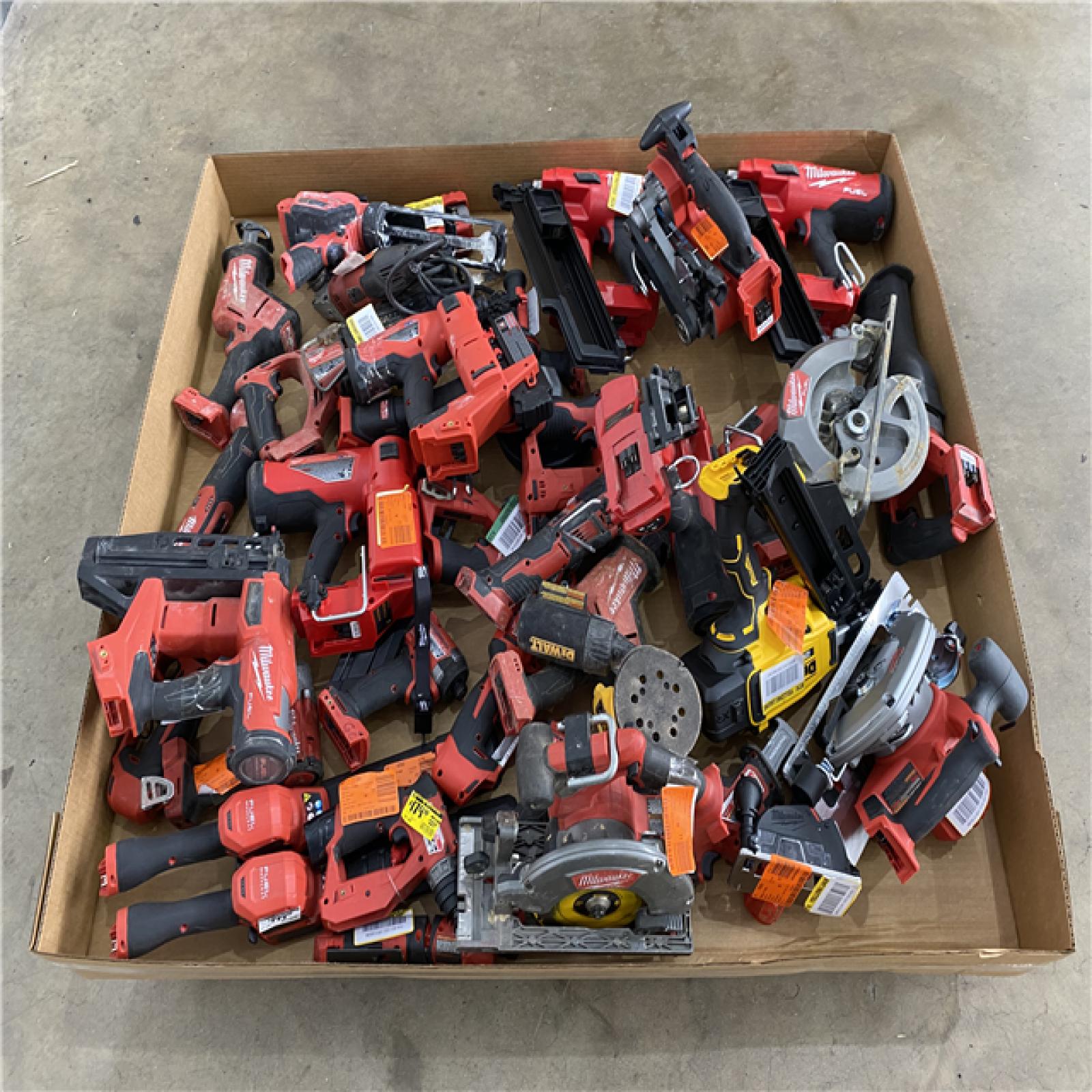 Houston Location AS IS - Tool Pallet