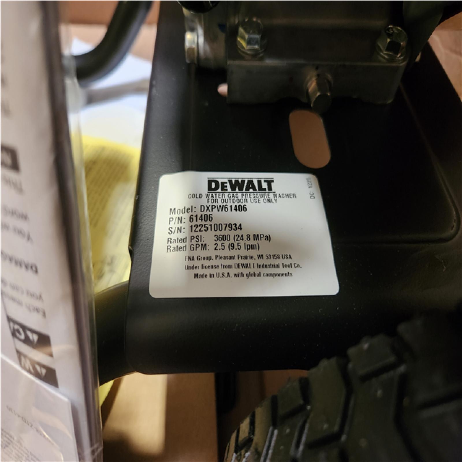 Phoenix NEW DEWALT 3600 PSI 2.5 GPM Cold Water Gas Professional Pressure Washer with HONDA GX200 Engine