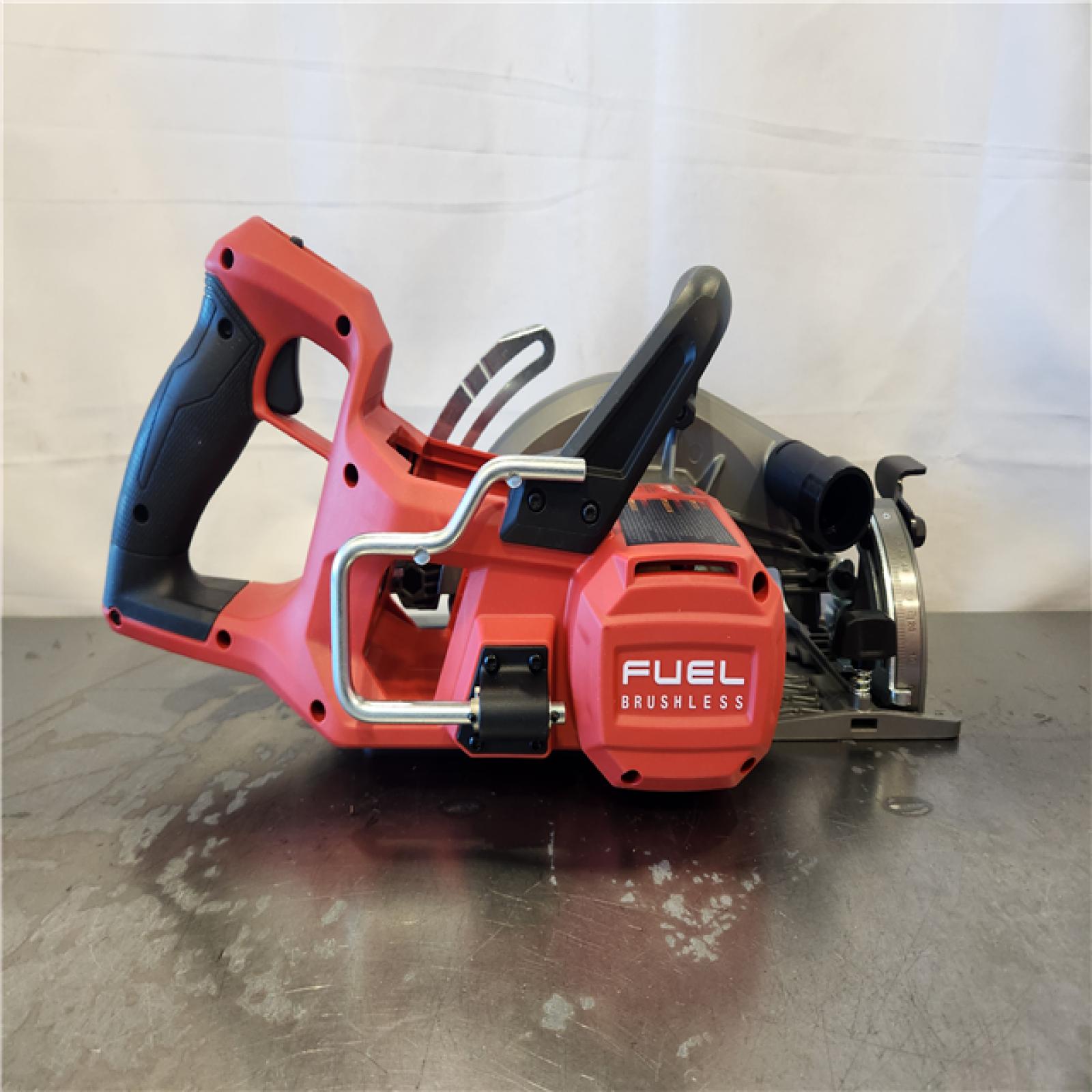 AS-IS- M18 FUEL 18V Lithium-Ion Cordless 7-1/4 in. Rear Handle Circular Saw Kit with FORGE 12.0 Ah Battery and Rapid Charger