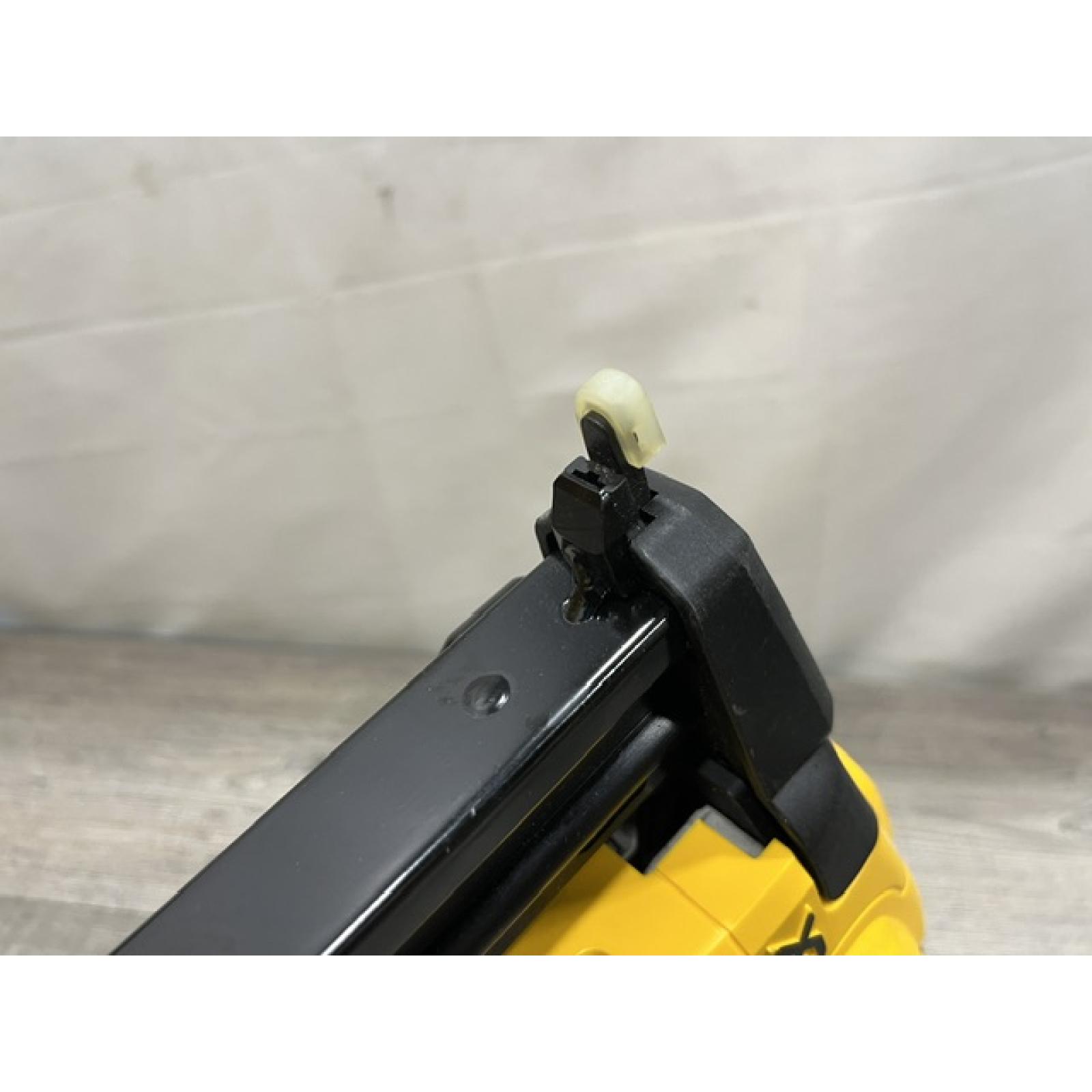 AS-IS DEWALT Cordless 18-Gauge Narrow Crown Stapler (Tool Only)