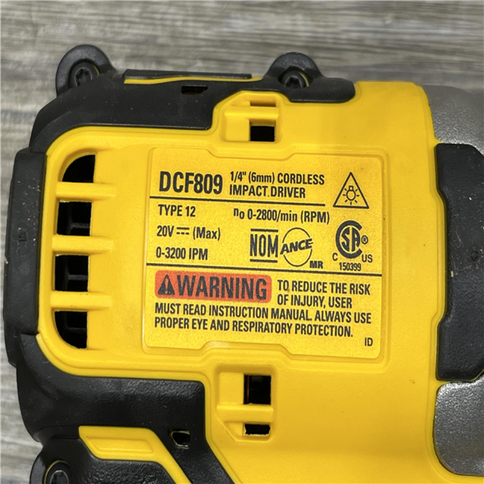 AS-IS DEWALT Atomic 20V Max Lithium-Ion Brushless Cordless Compact 1/4 in. Impact Driver Kit