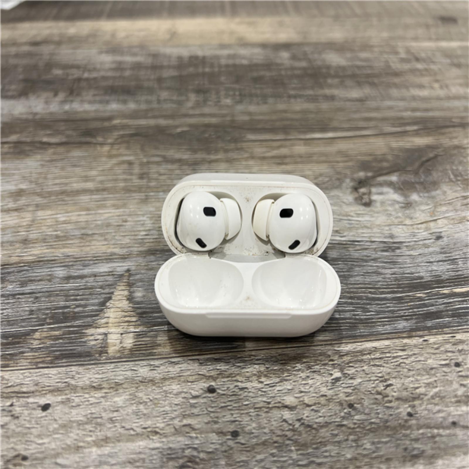 AS-IS AirPods Pro (2nd generation) with MagSafe Case