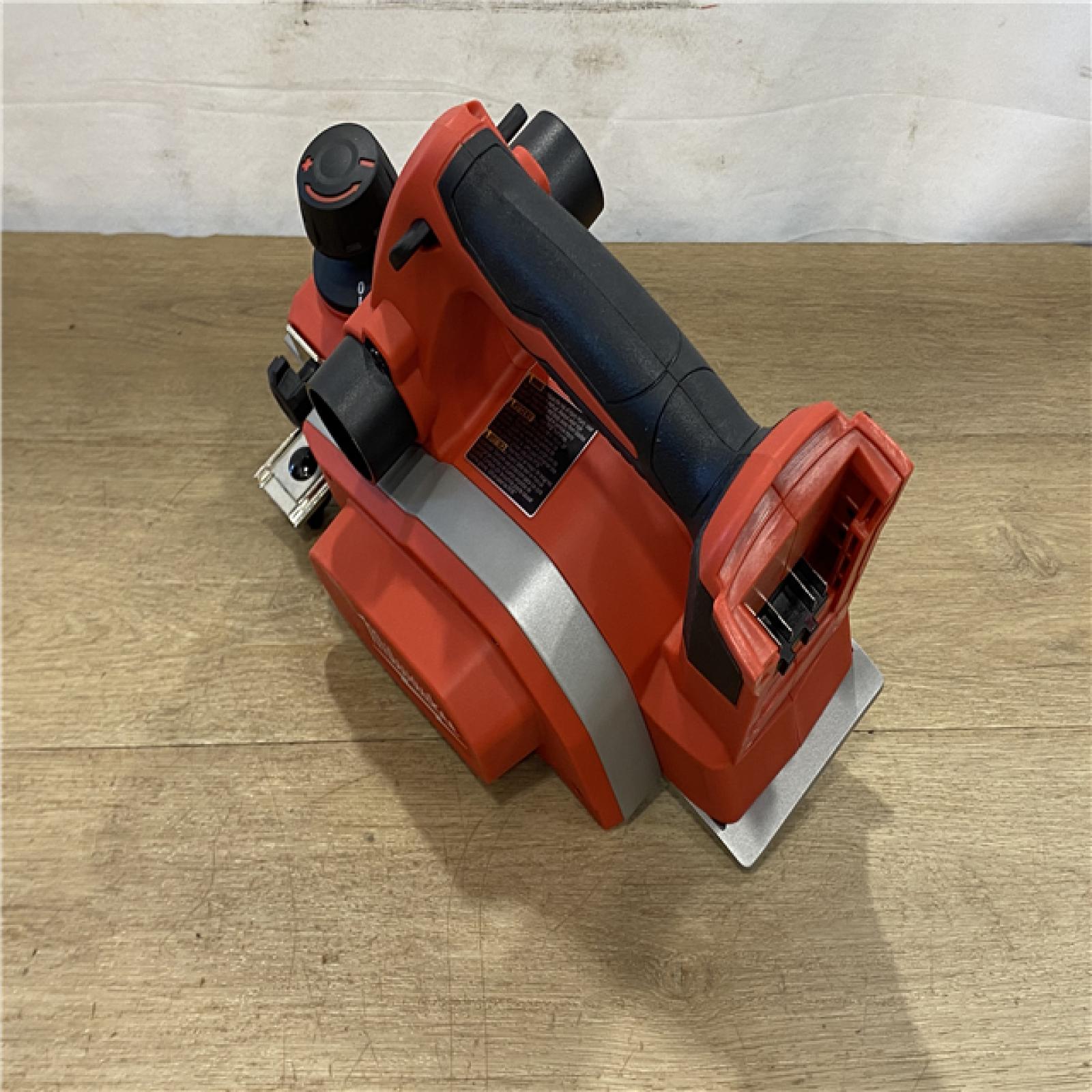 AS-IS Milwaukee 18V Lithium-Ion Cordless 3-1/4 in. Planer (Tool-Only)